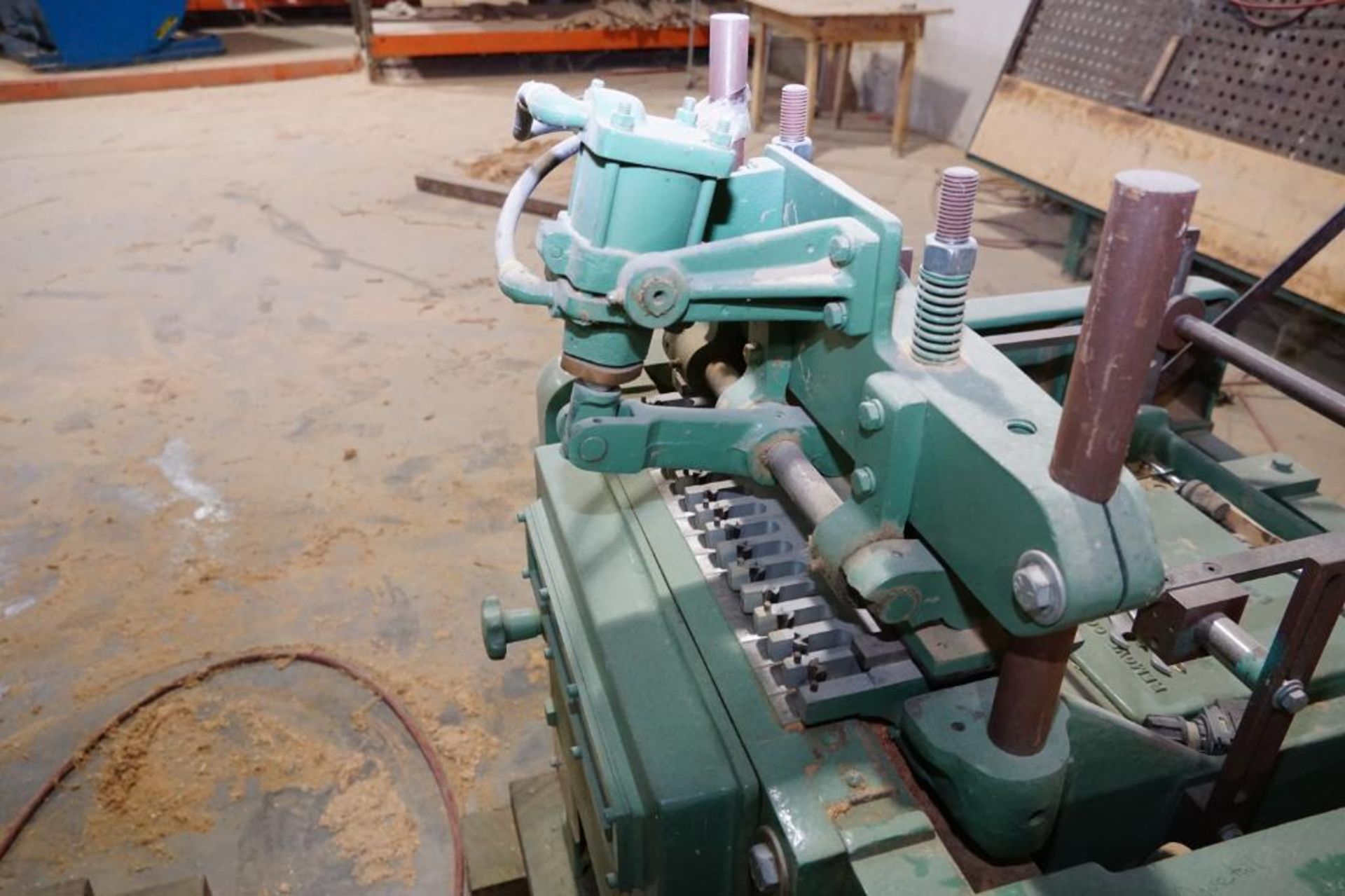 Central Machinery Dovetail Machine - Image 6 of 10