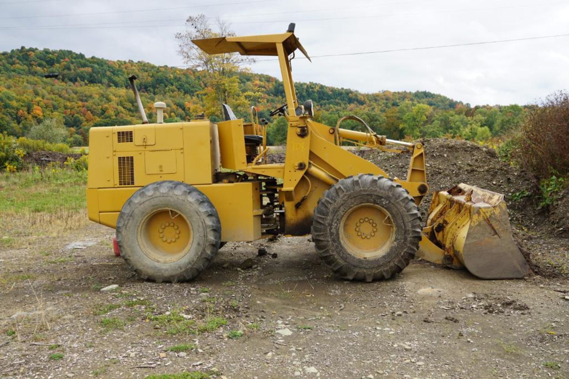 Dresser Loader