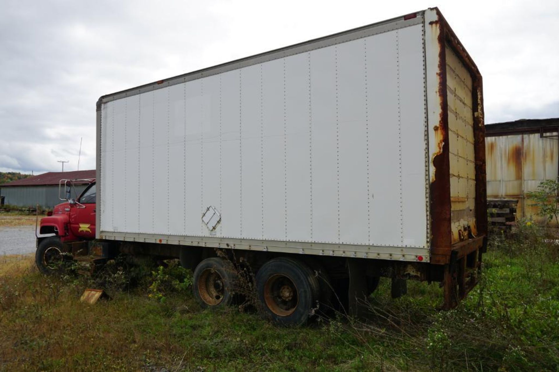 GMC TopKick Box Truck - Image 9 of 10