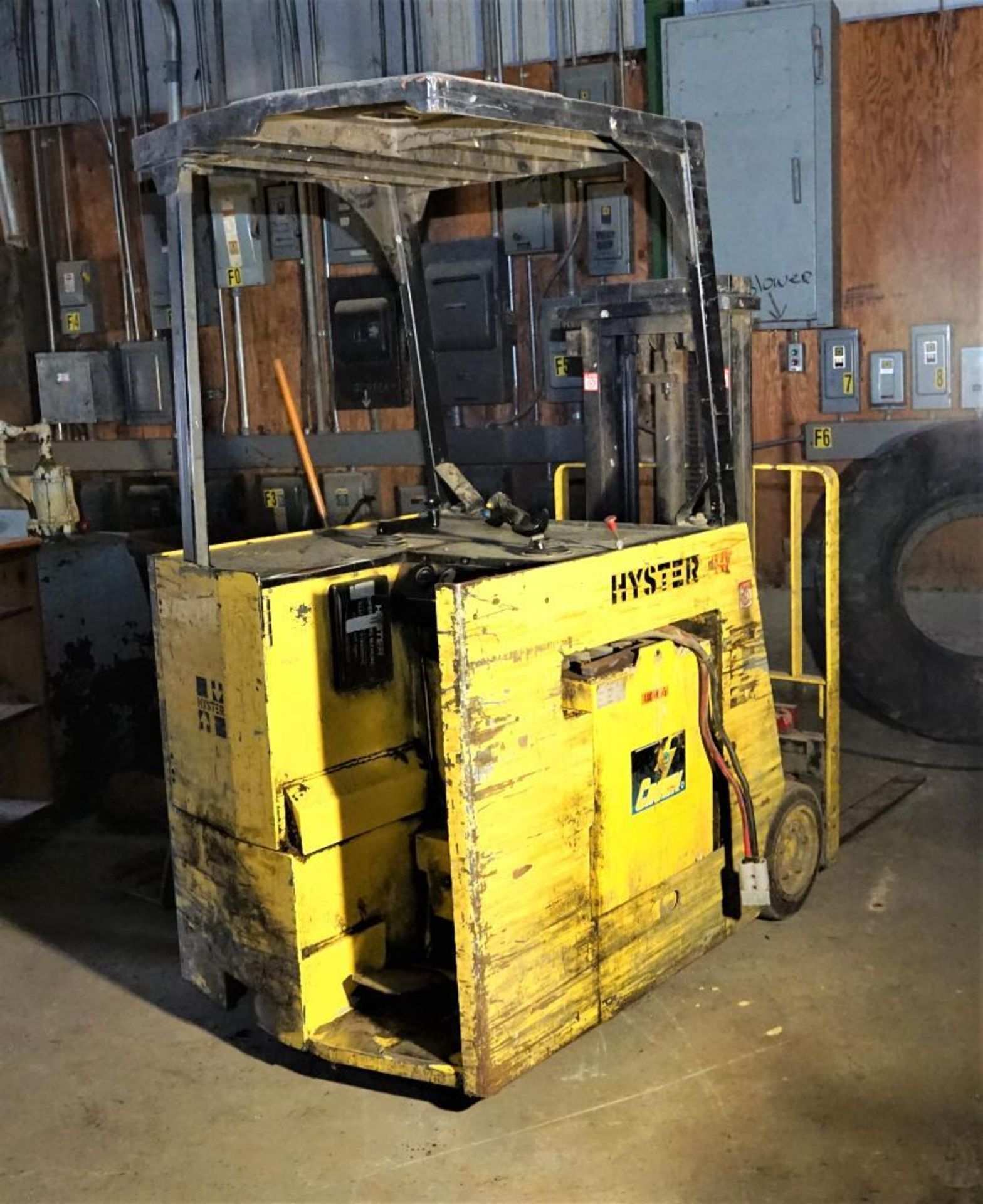 Hyster Electric Stand On Forklift - Image 11 of 14