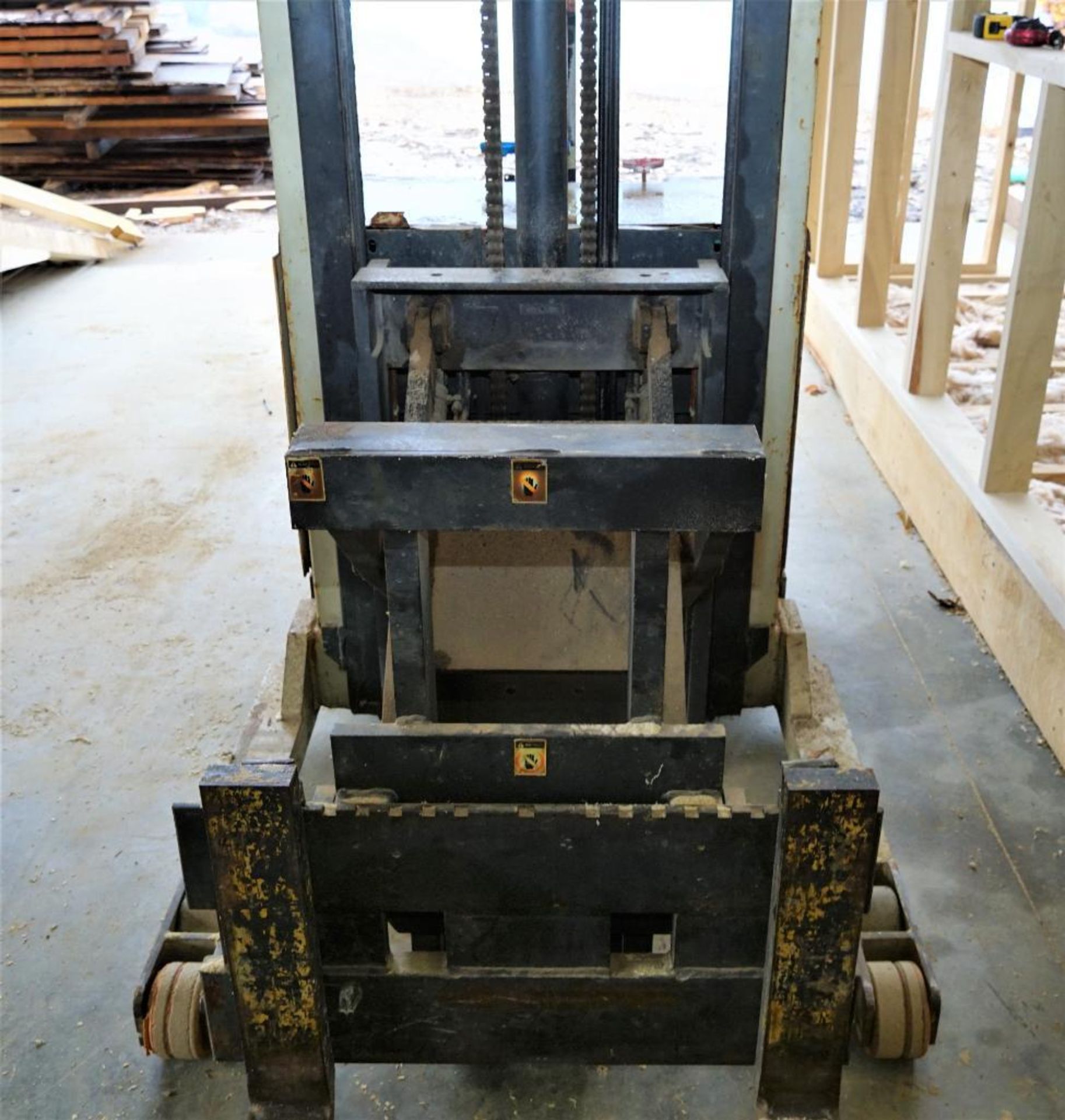 Crown Electric Pallet Jack - Image 7 of 8