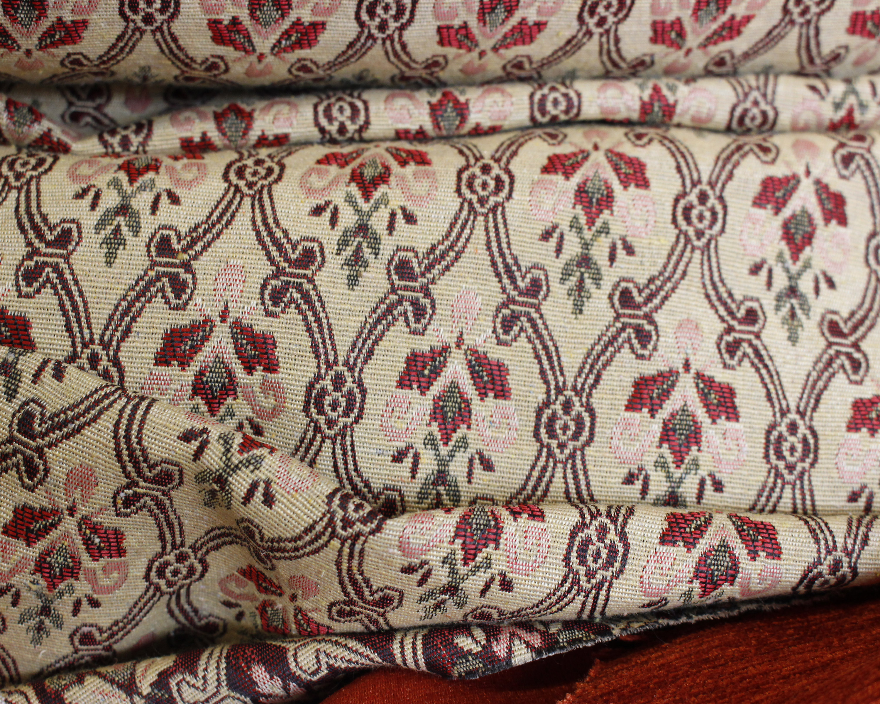 A large amount of velvet brocade, damask printed velvet and other interior weight fabrics - Image 3 of 4