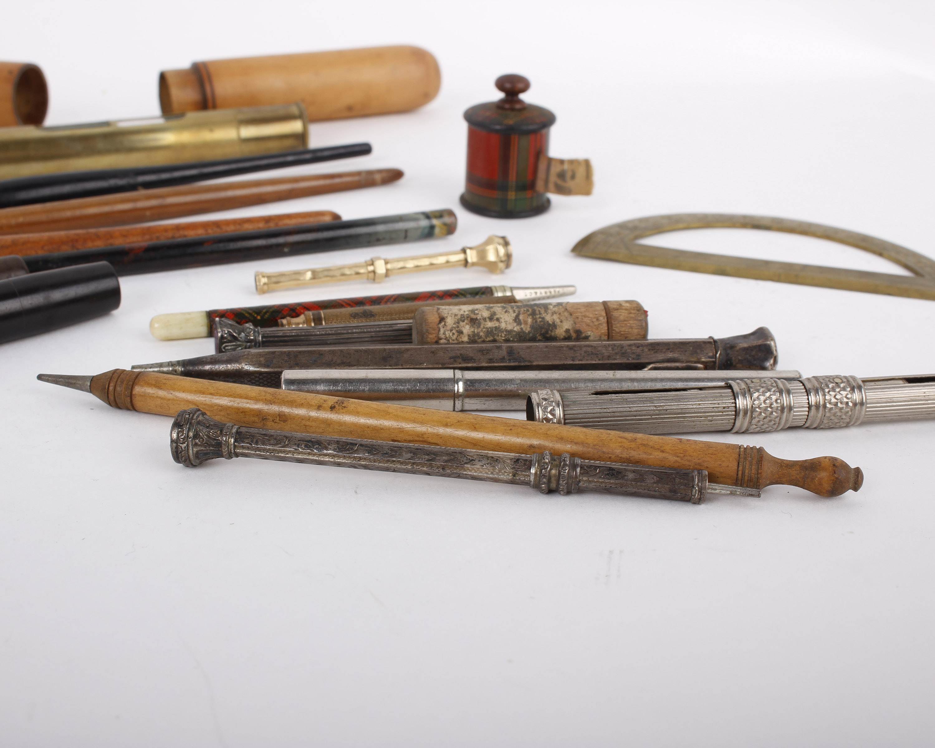 4 x old dip ink pens, geometry set plus level, 2 x vintage c1950's fountain pens, a collection of - Image 2 of 2