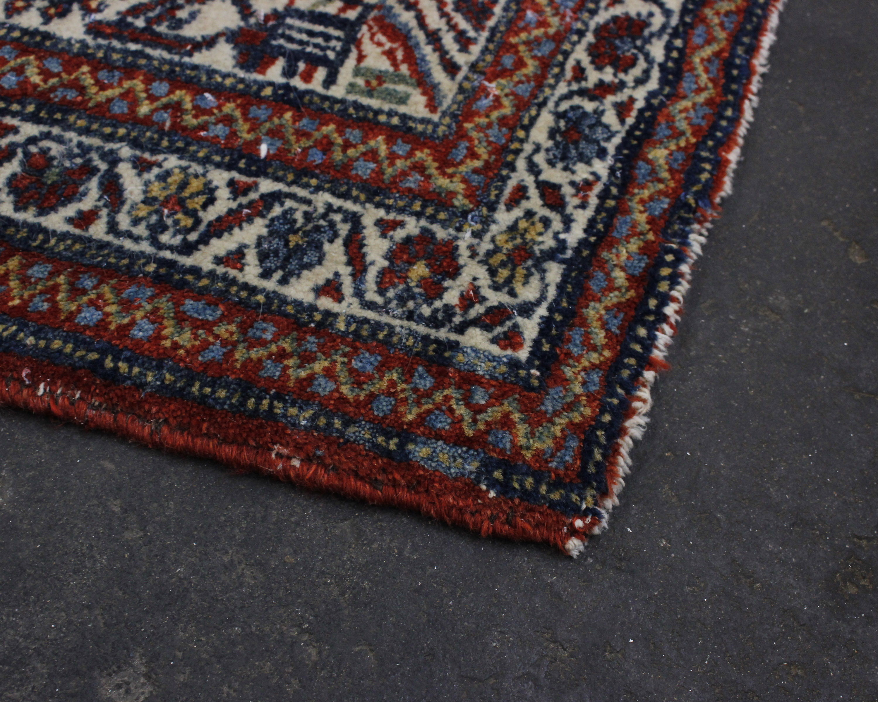 Three rugs - Image 3 of 12