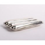 A sterling silver cigar case 80g