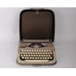 Scheidegger Princess Matic typewriter in a suitcase
