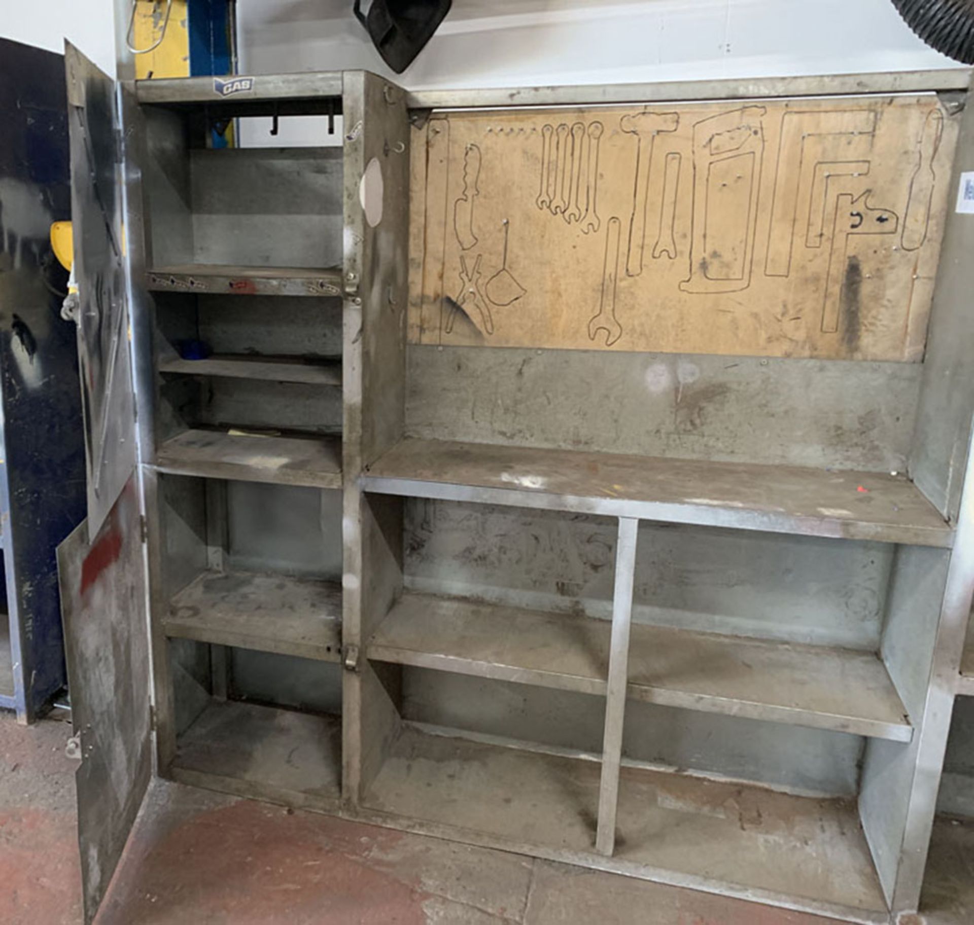 Galvanised Steel Work Station. 95'' Width x 16'' Depth x 6'(72") Height. - Image 2 of 3