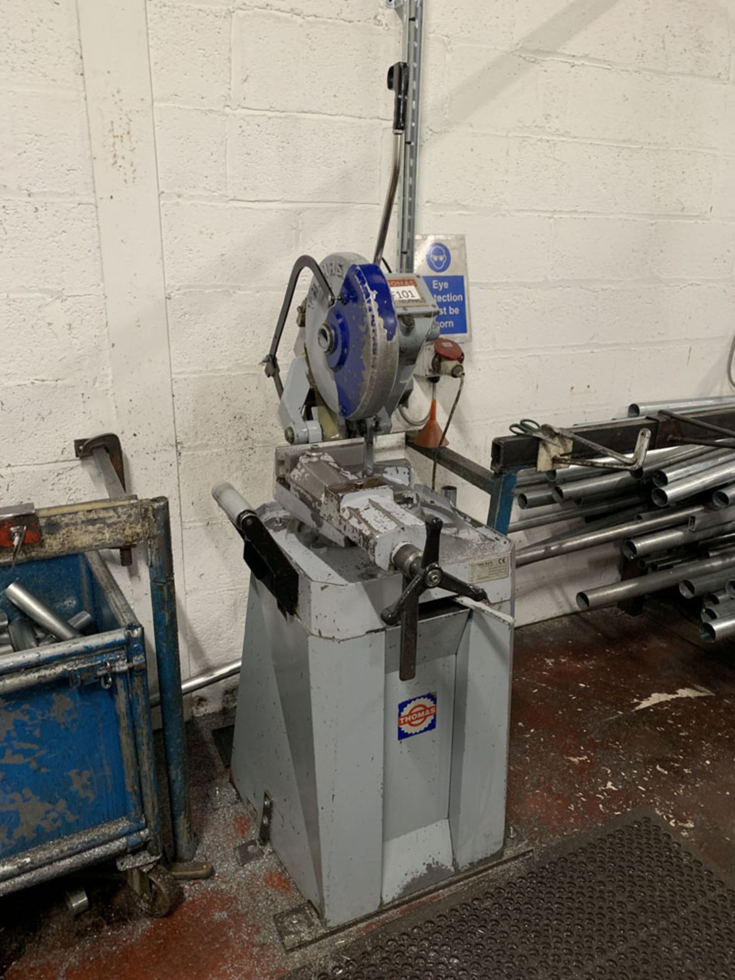 Thomas 350 Super Technics Aluminium Chop Saw. Max Blade Diameter 350mm. Swivel Head. - Image 2 of 5