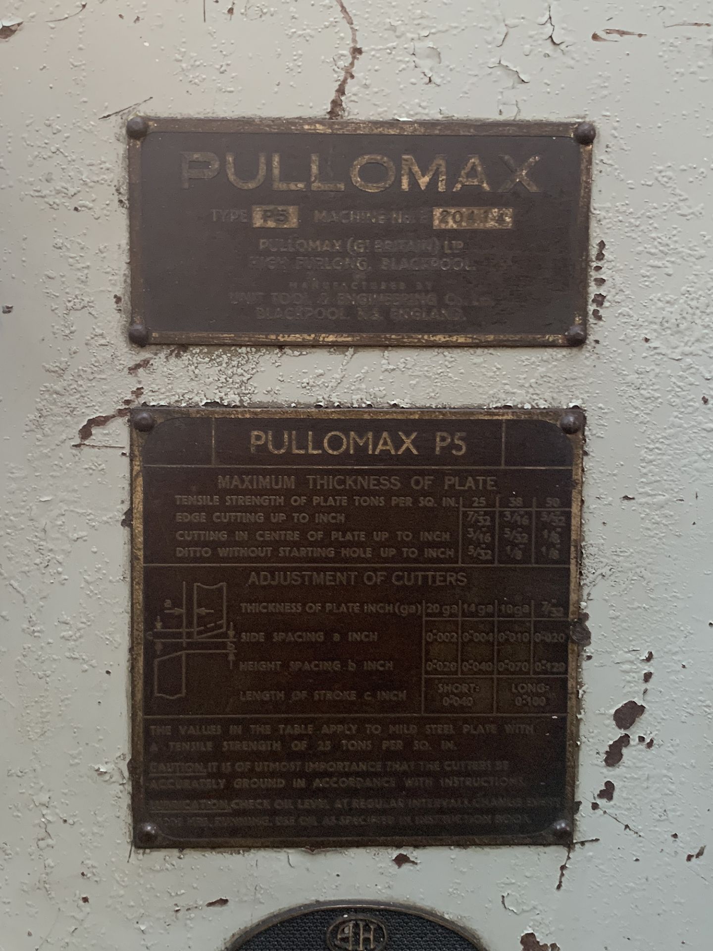 Pullomax Model P5 Nibbler. 42" Throat. - Image 5 of 5