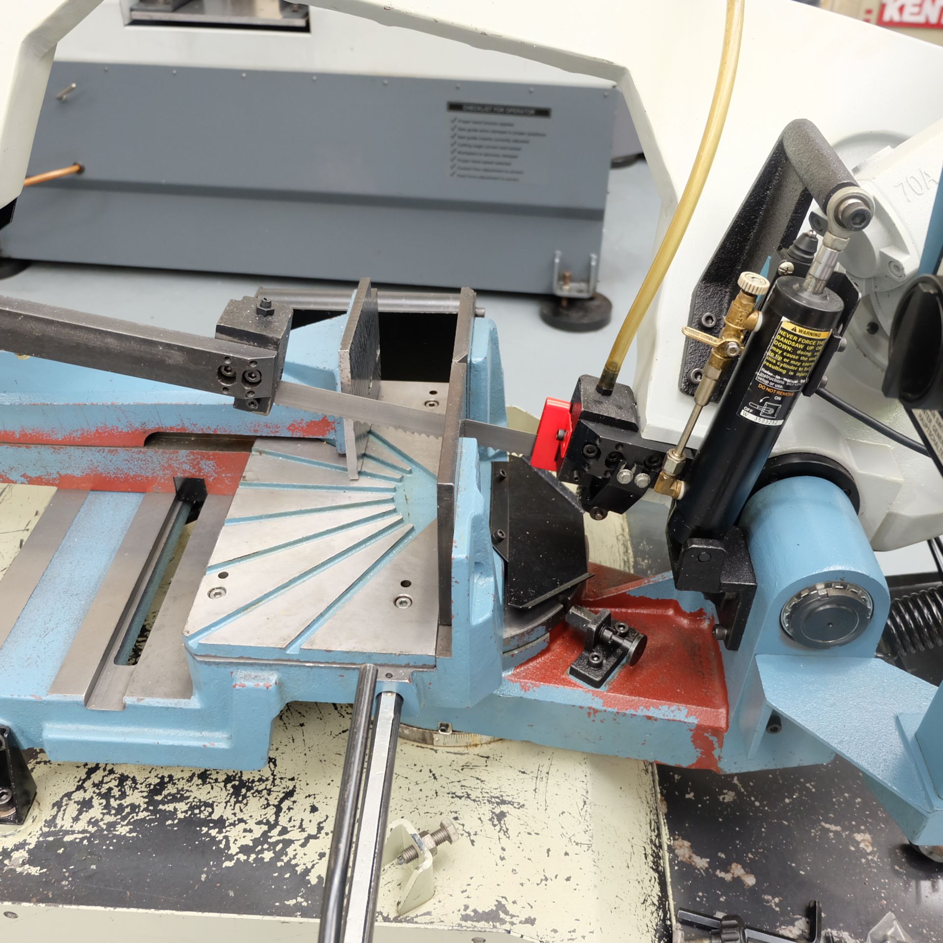 Baileigh Type BS350M: Horizontal Metal Cutting Bandsaw.Single Mitrering. - Image 3 of 11