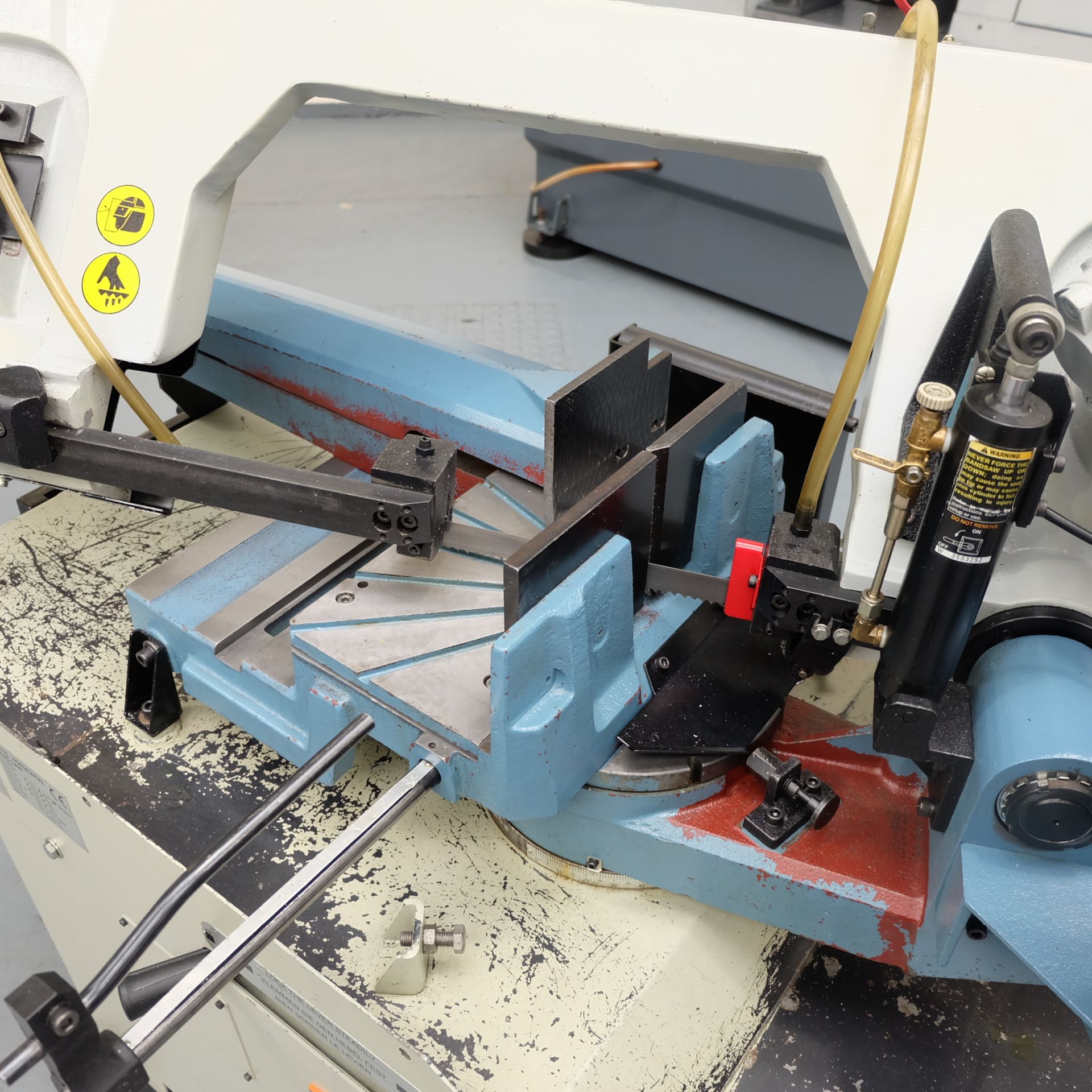 Baileigh Type BS350M: Horizontal Metal Cutting Bandsaw.Single Mitrering. - Image 6 of 11