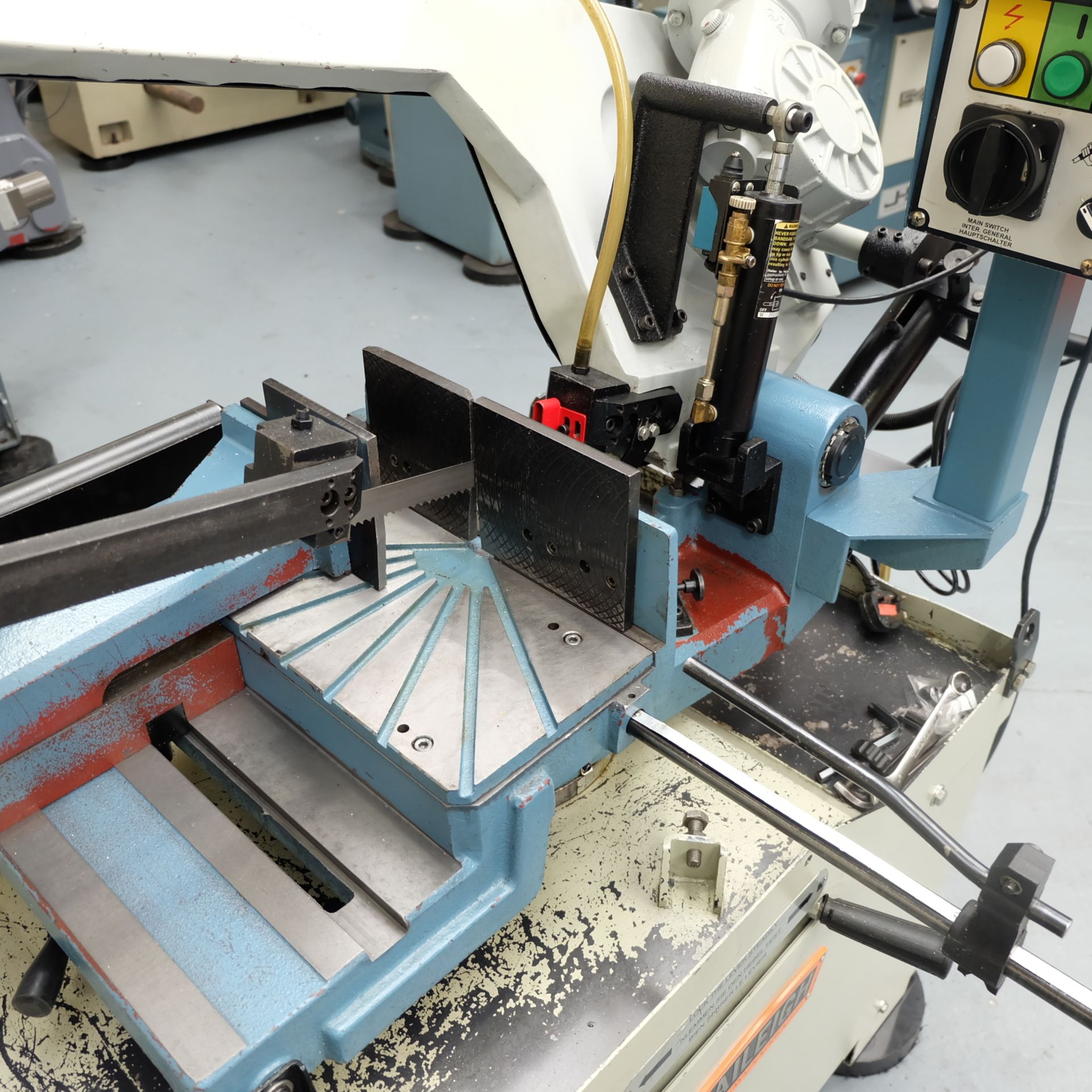 Baileigh Type BS350M: Horizontal Metal Cutting Bandsaw.Single Mitrering. - Image 2 of 11