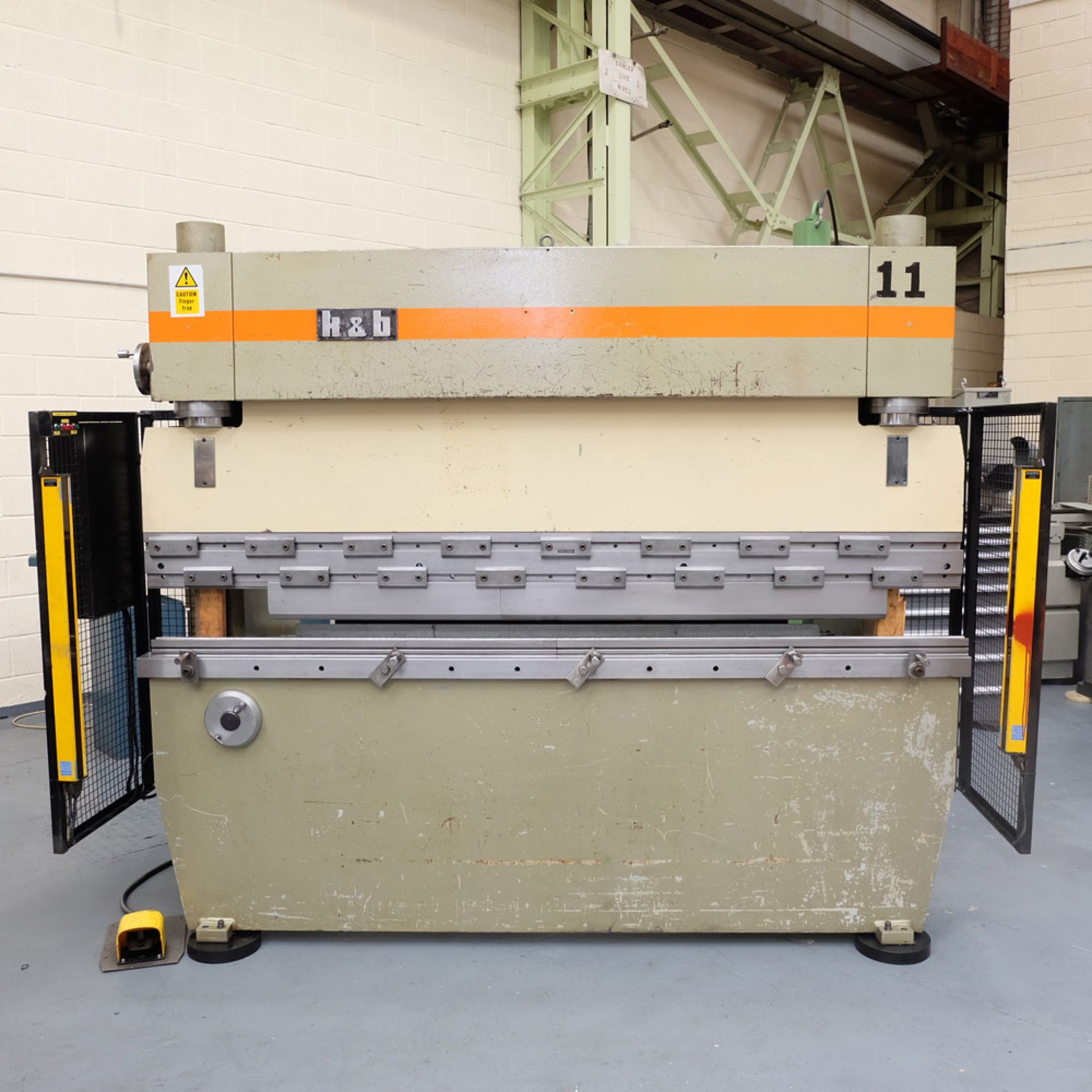 K&B: Down Stroke Hydraulic Press Brake.