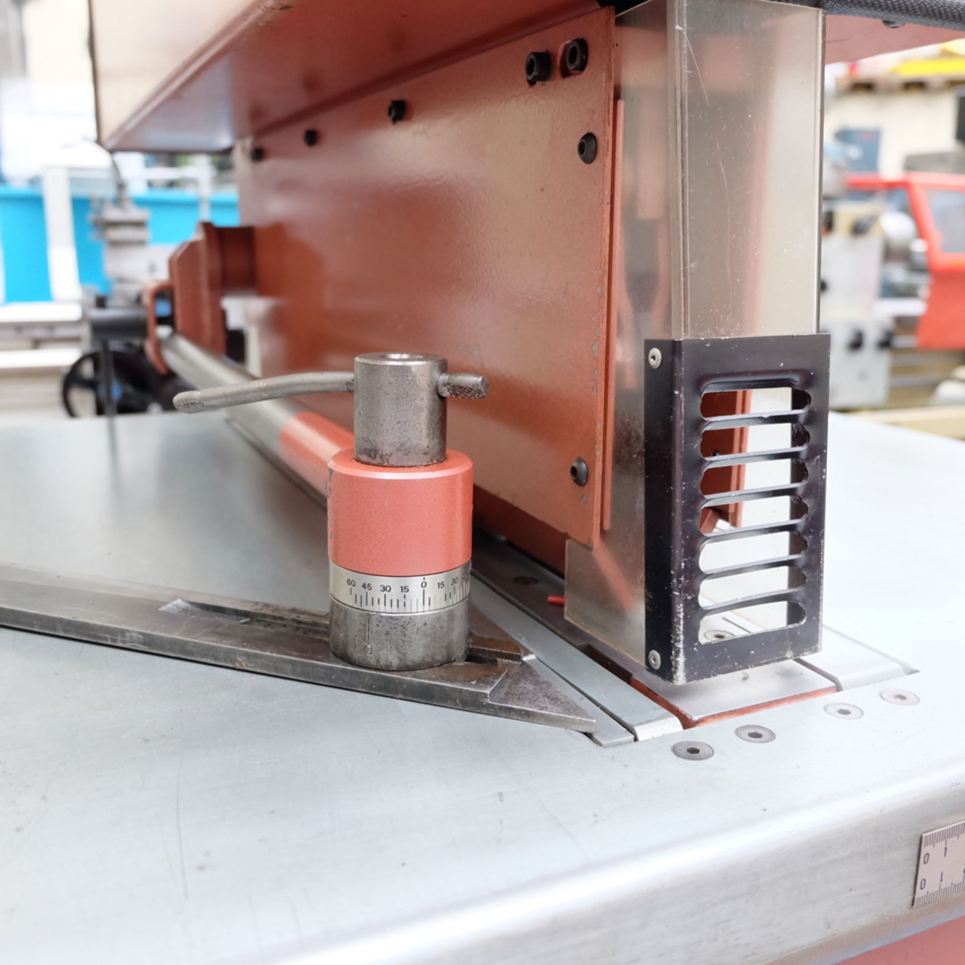 Gabro Type PGN 32 Pneumattic Sheet Metal Guillotine/Notcher. - Image 3 of 9