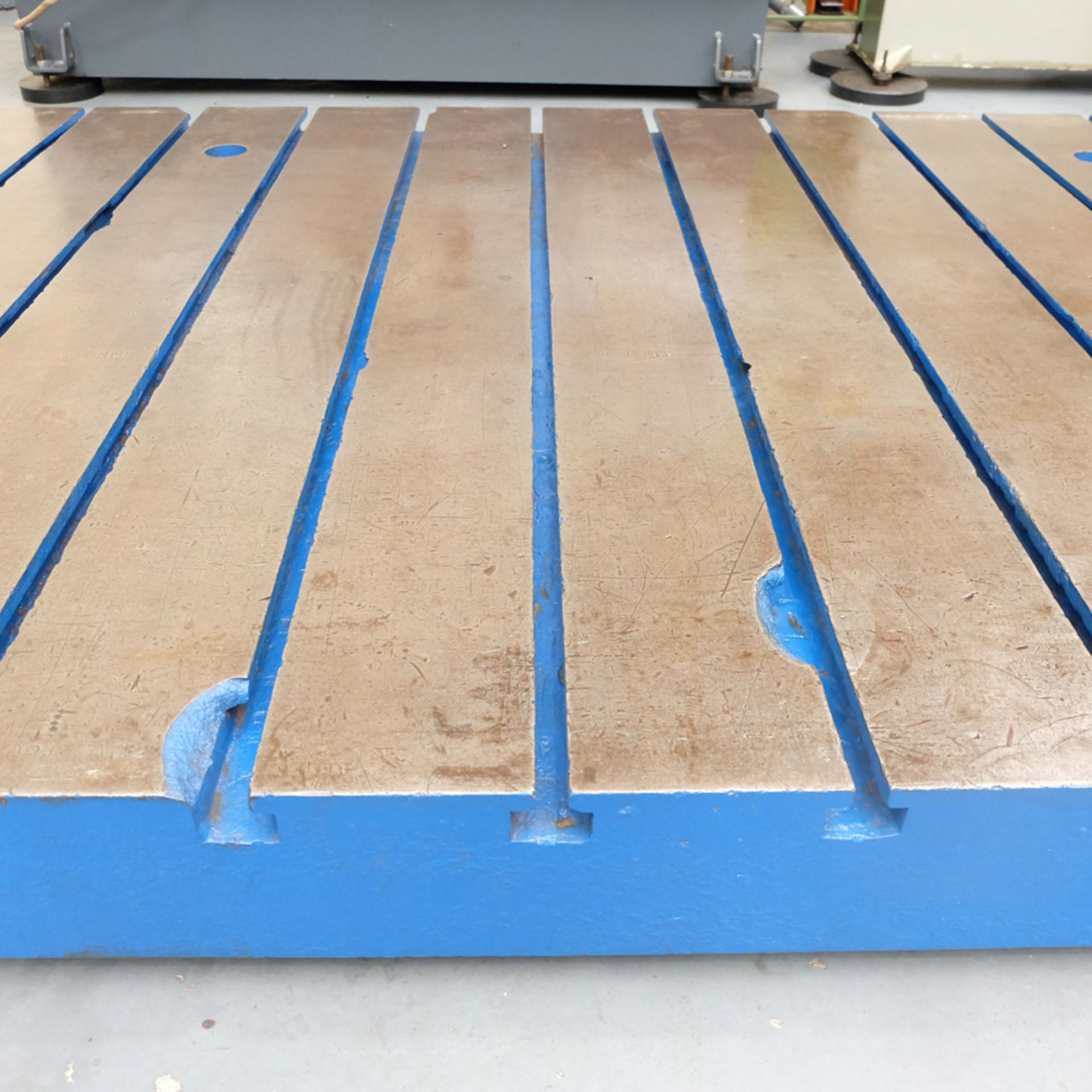 Tee Slotted Floor Plate. Size 10' x 6'. Thickness 8". 13 x Tee Slots. Tee Slots 7/8" Wide. - Image 4 of 5