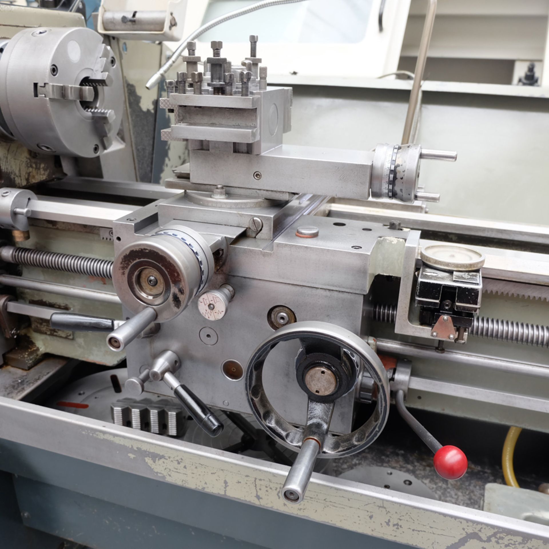 Colchester Master 2500 Straight Bed Centre Lathe. - Image 6 of 13