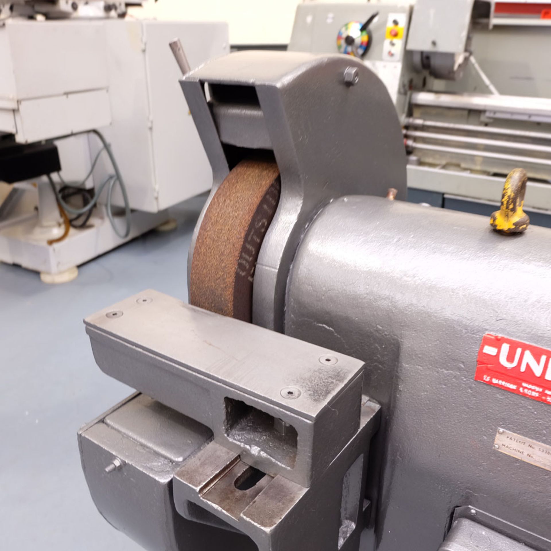 Union Heavy Duty Single Wheel Fettling Grinder. Max Wheel Diameter 16" x 3". - Image 4 of 5