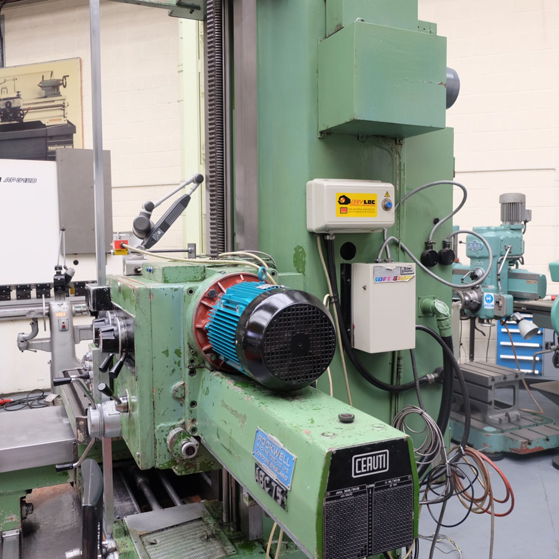 Ceruti Type ABC 75 Wide Bed Horizontal Boring, Milling & Facing Machine. - Image 7 of 17