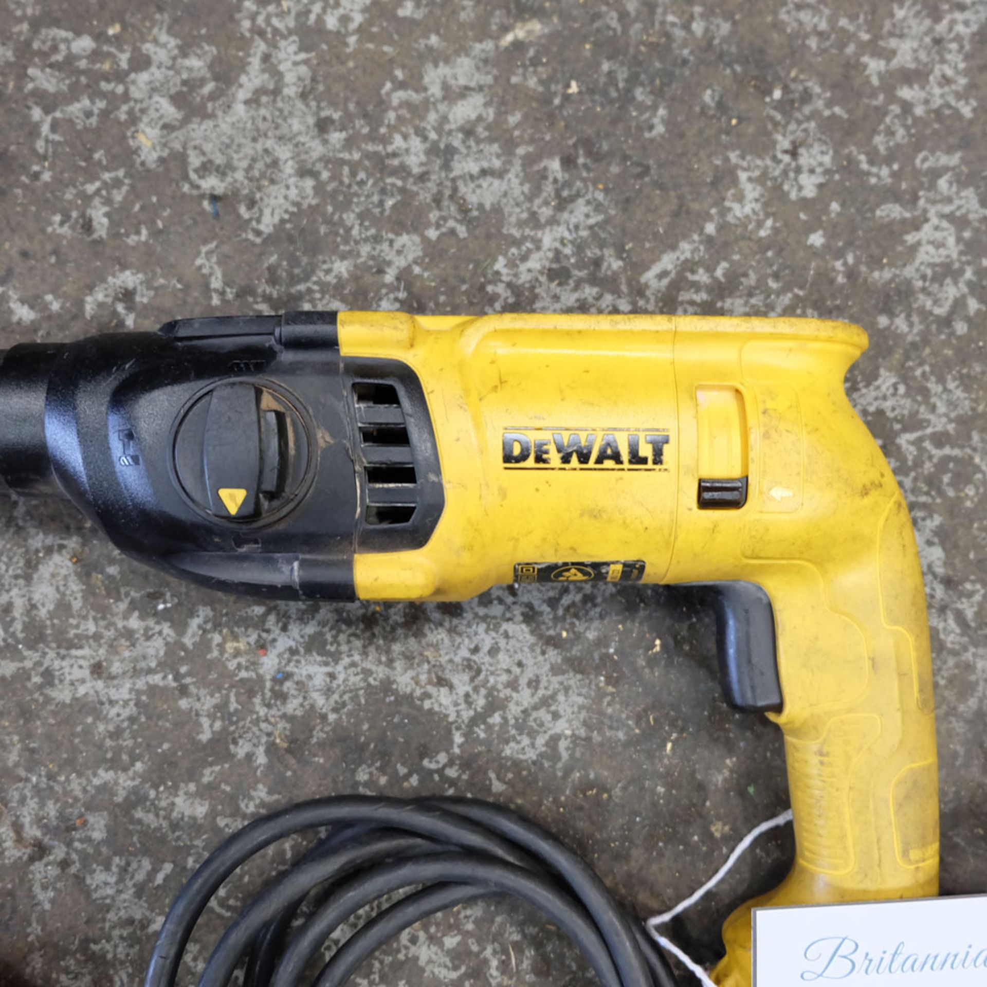 DeWalt Hammer Drill. Model D25033 110V. - Image 3 of 6