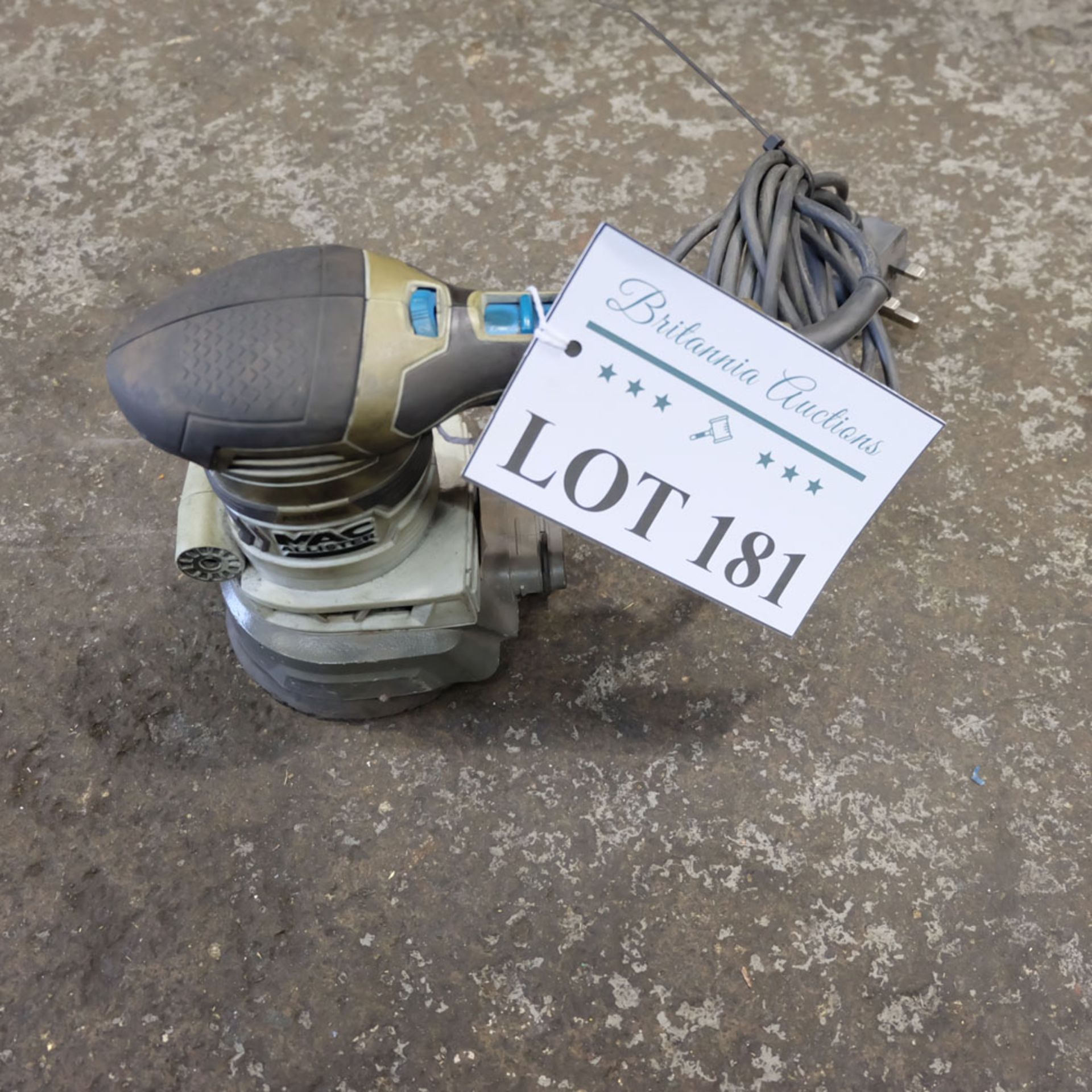 MAC Allister Model ME0S400. Orbital Sander.