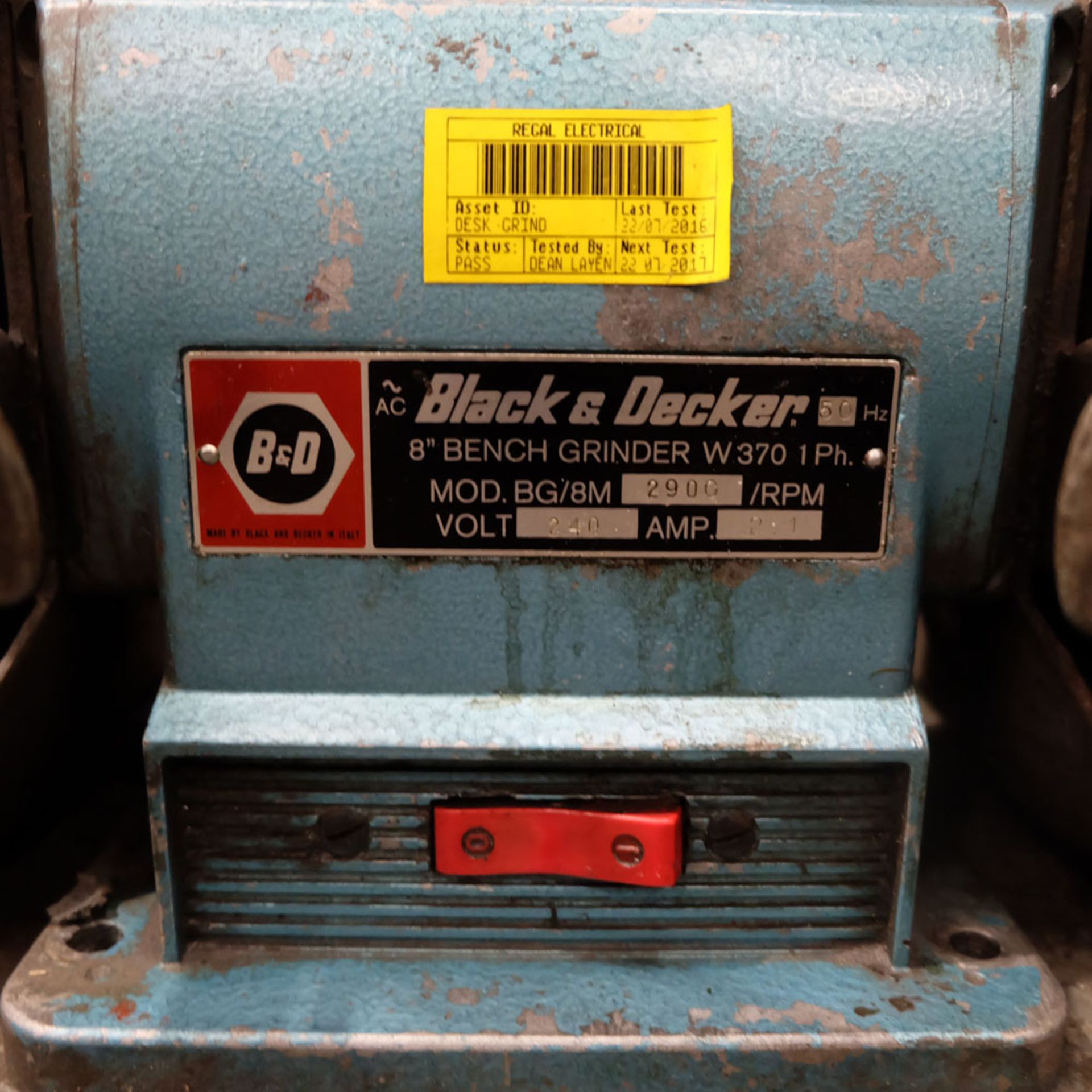Black & Decker 8" Double Ended Bench Grinder. - Image 2 of 4