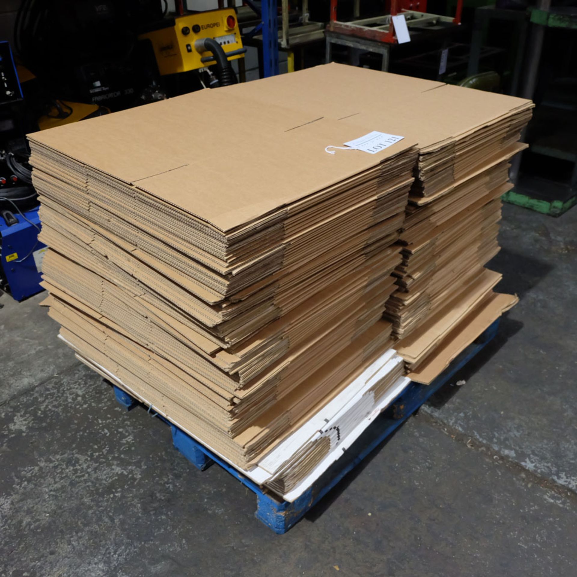 Pallet of Cardboard Boxes. Approx Size (flat) 24 1/2 x 32". - Image 3 of 7