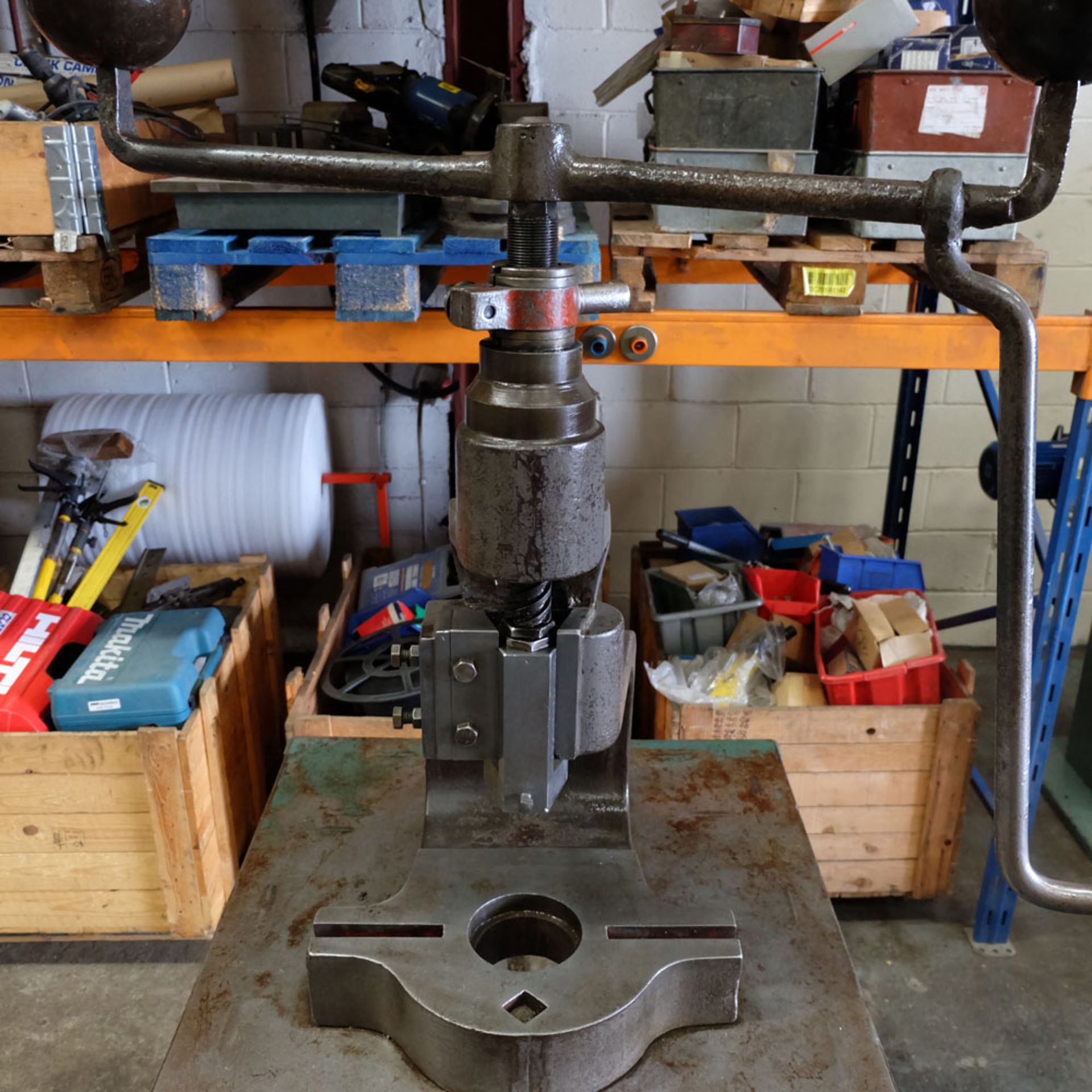 Norton No.4DB Fly Press. 10" Throat. Daylight 6 3/4". Fitted to Steel Stand. - Image 4 of 9