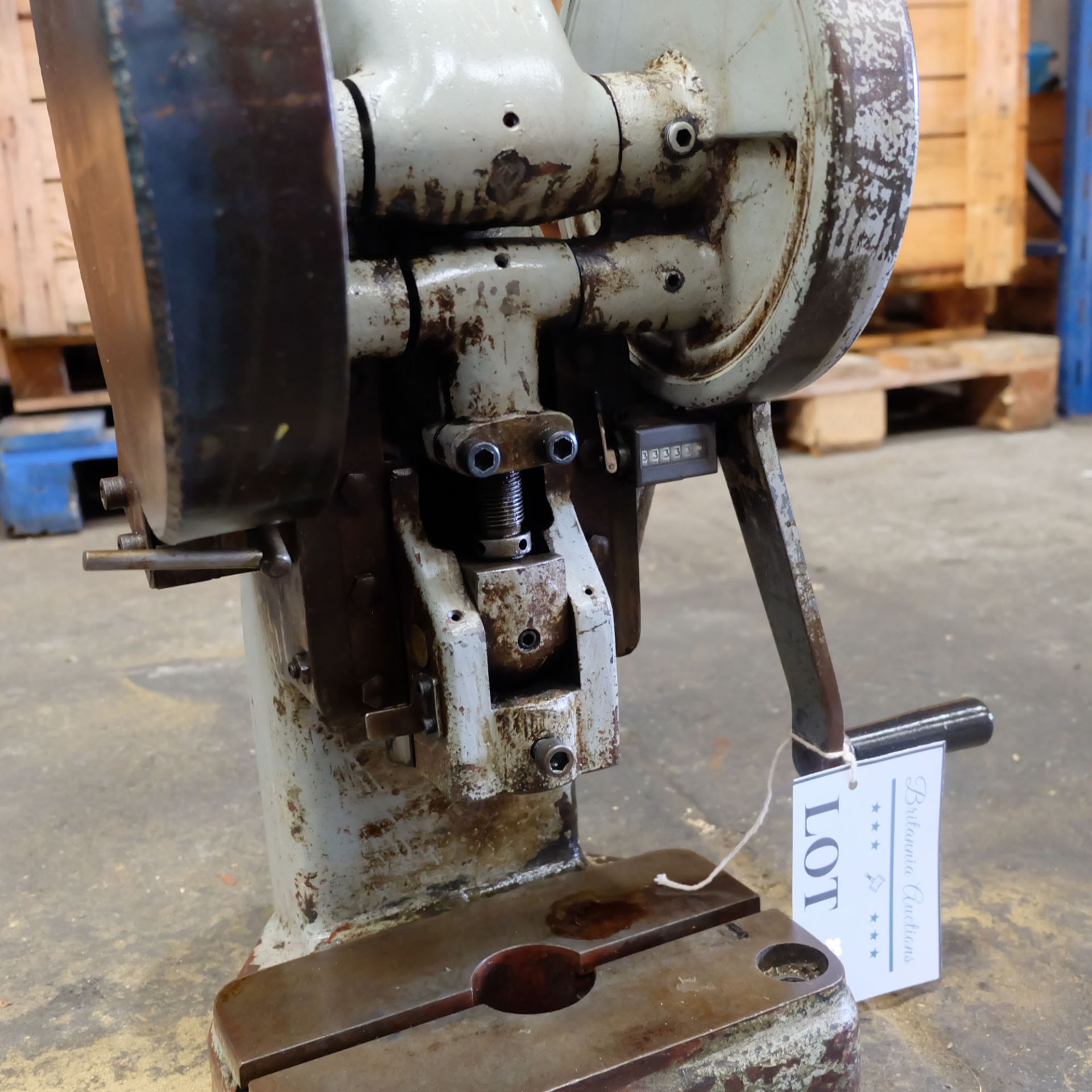 Smart & Brown Type H5 Toggle Press - Image 2 of 4