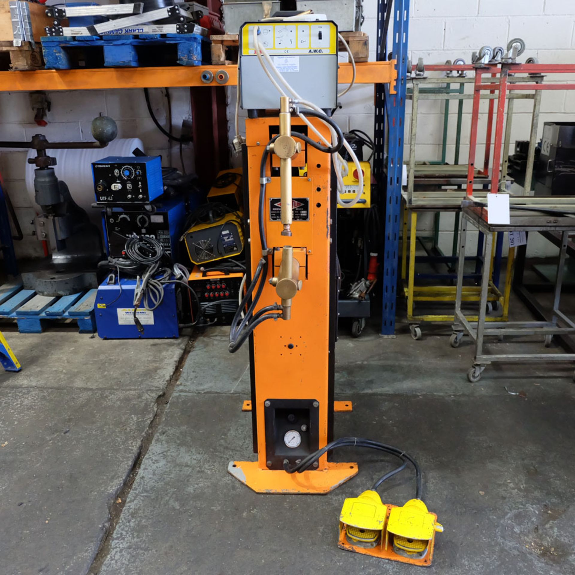 Meritus 30kva Spot Welder. Air Operated. Micro 8 Control. - Image 2 of 10