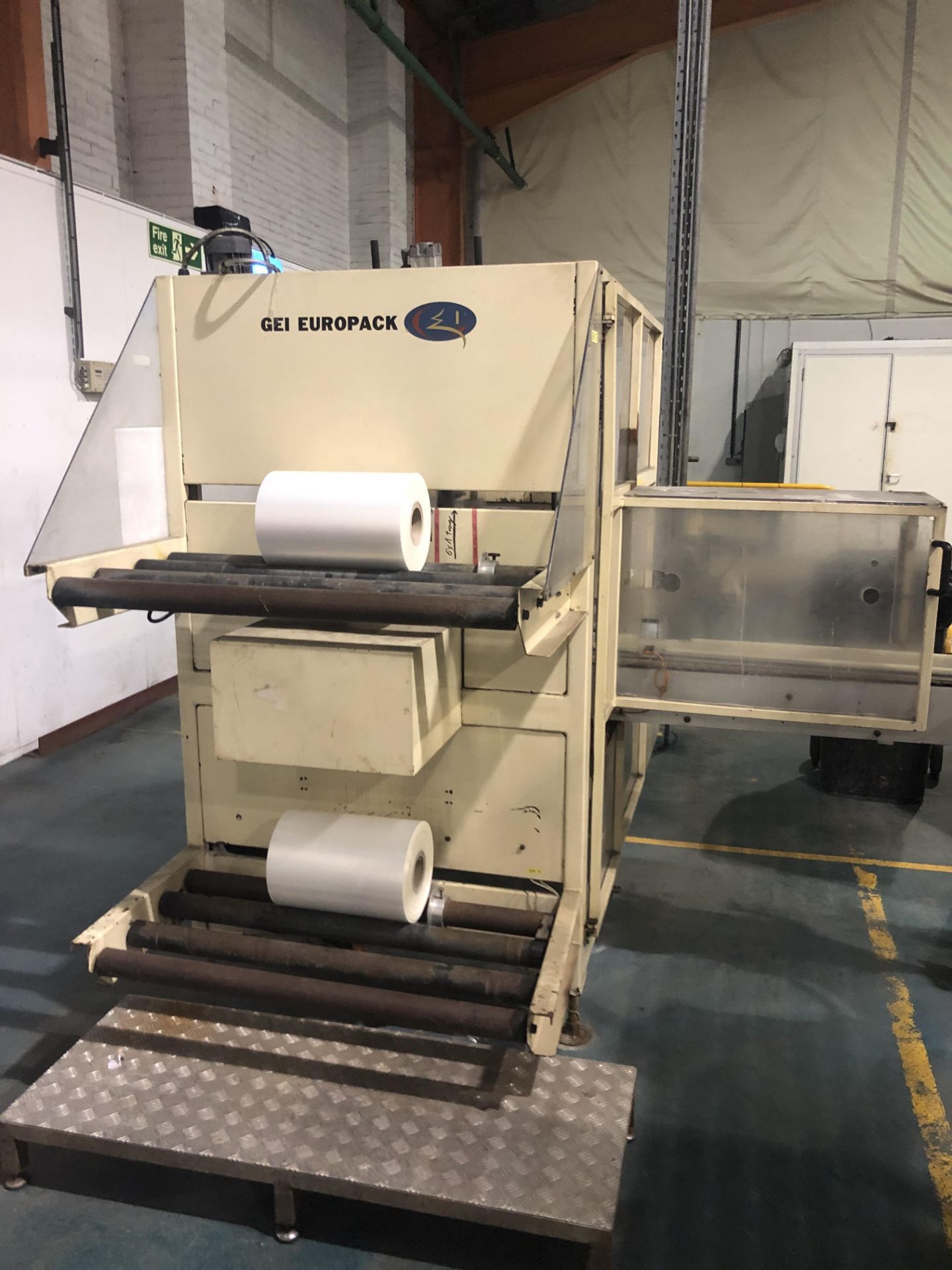 GEI Europack side feed auto shrinkwrapper *YEAR 19