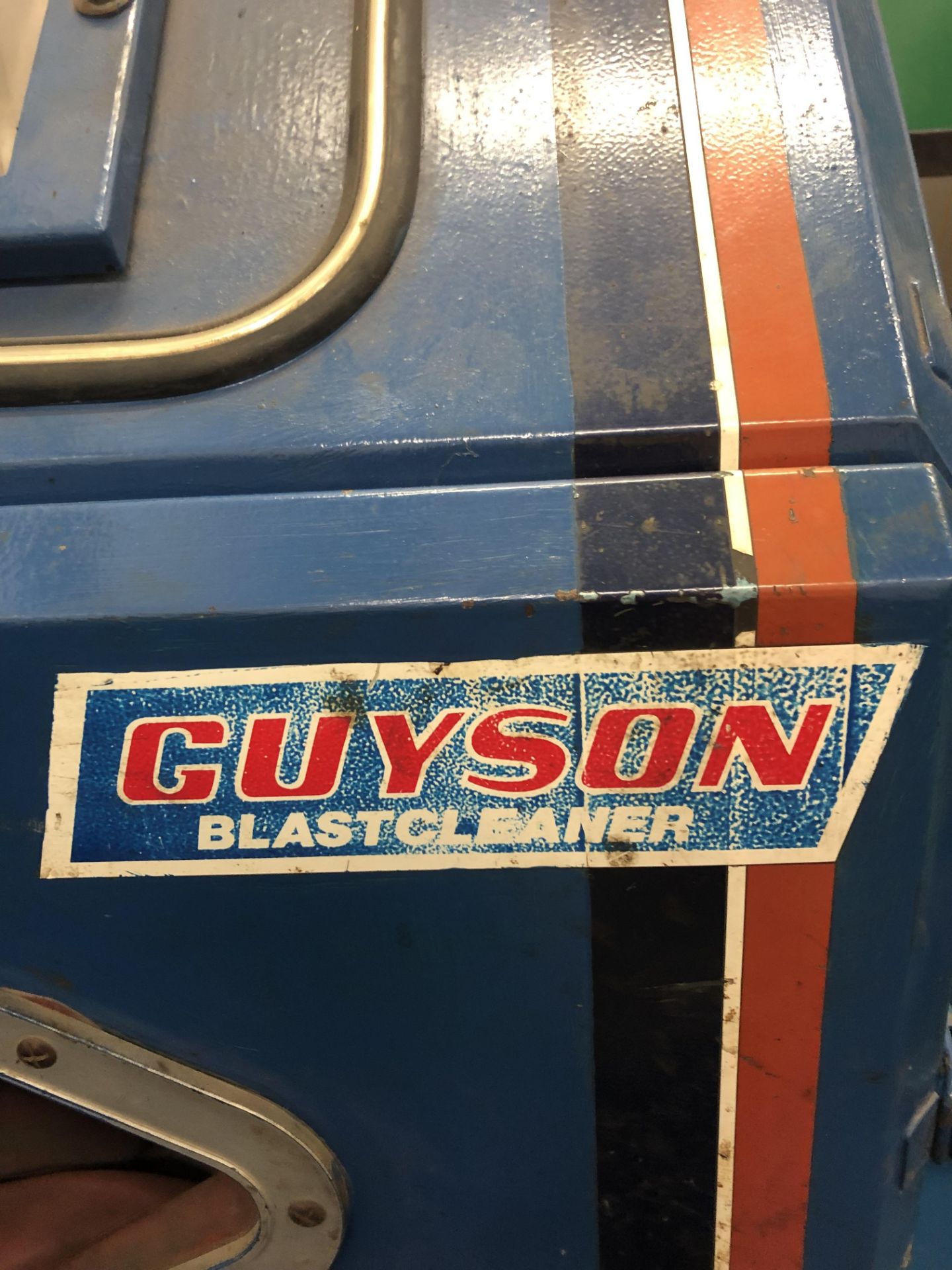 Guyson shot blast cabinet - Image 4 of 10