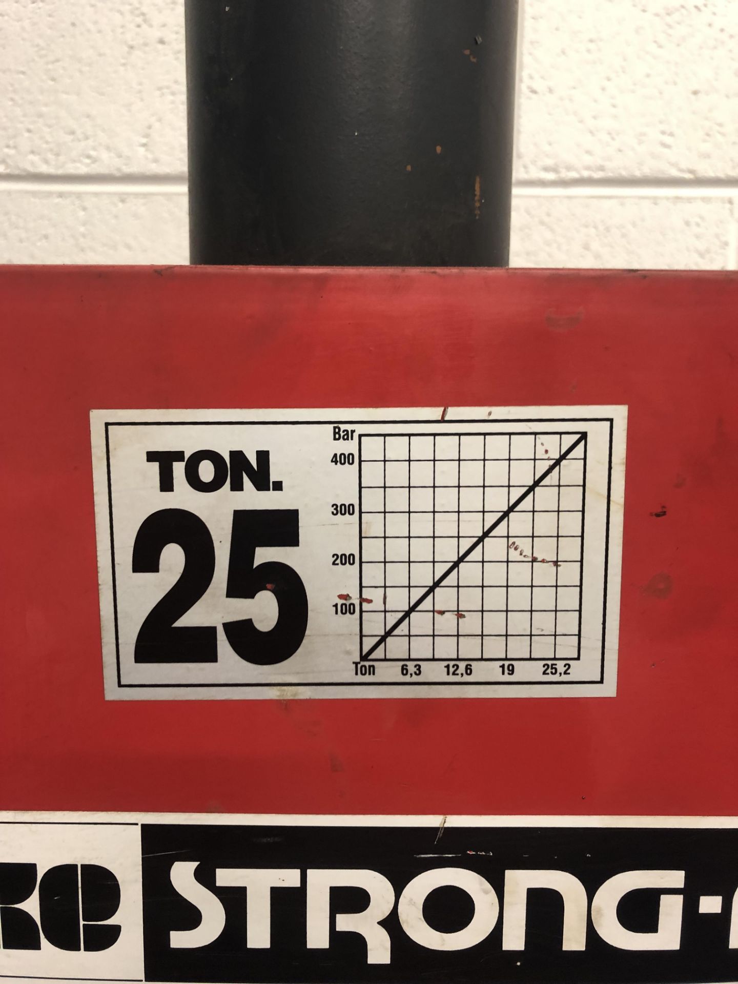 Clarke Strong Arm CSP25F Hydraulic Press *Year 1998, Capacity 2500kg* - Image 4 of 7