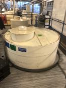 5000 Litre plastic cylindrical storage tank