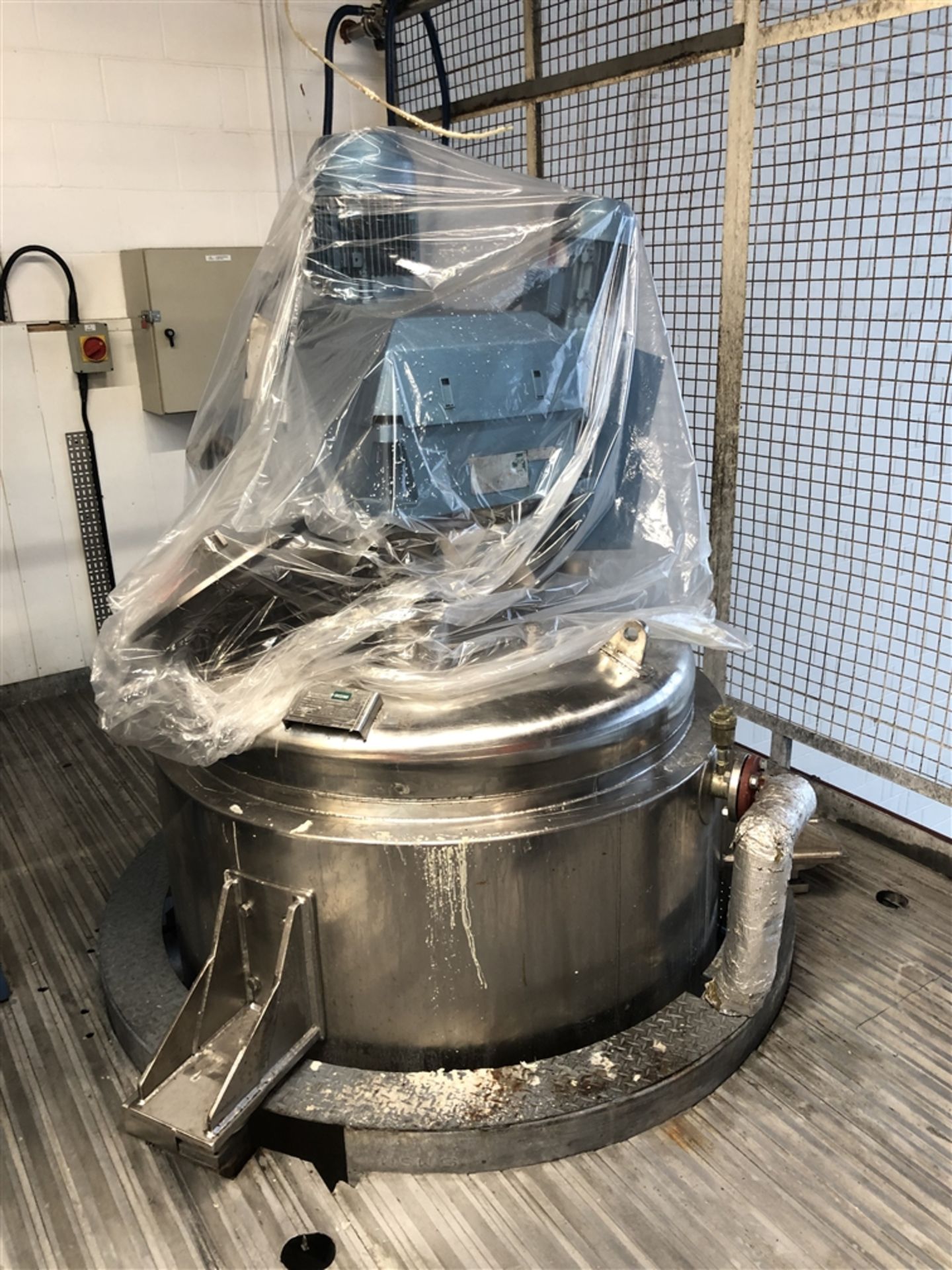 Websters 2000 Litre jacketed mixing vessel with si