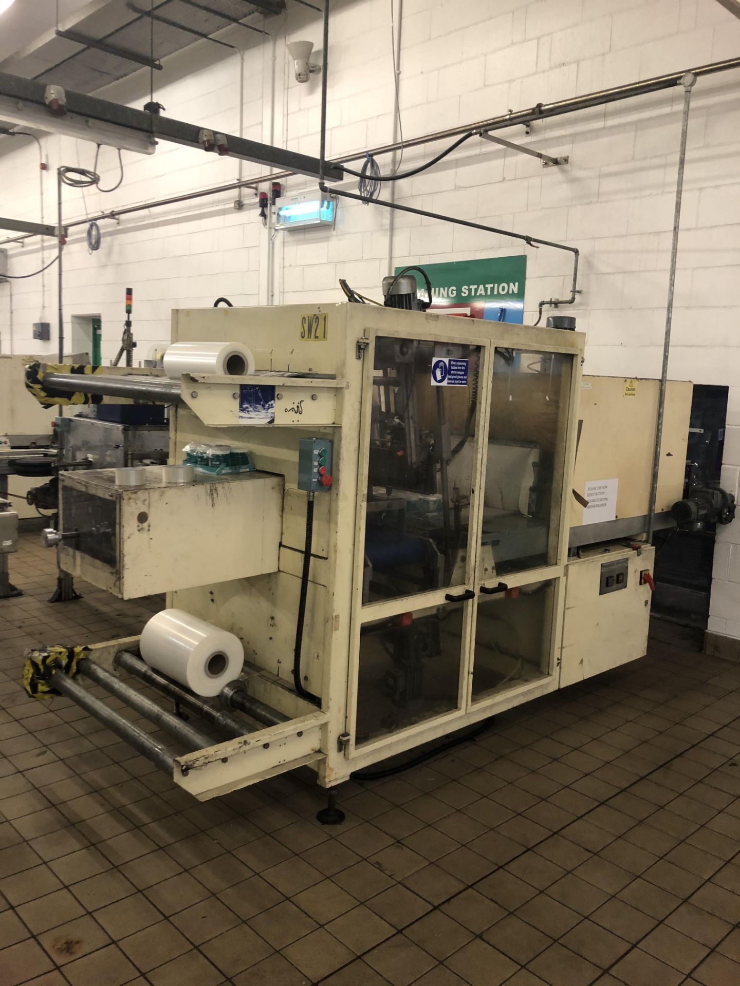 Europack SW21 Sidefeed auto shrink wrapping machin - Image 2 of 7