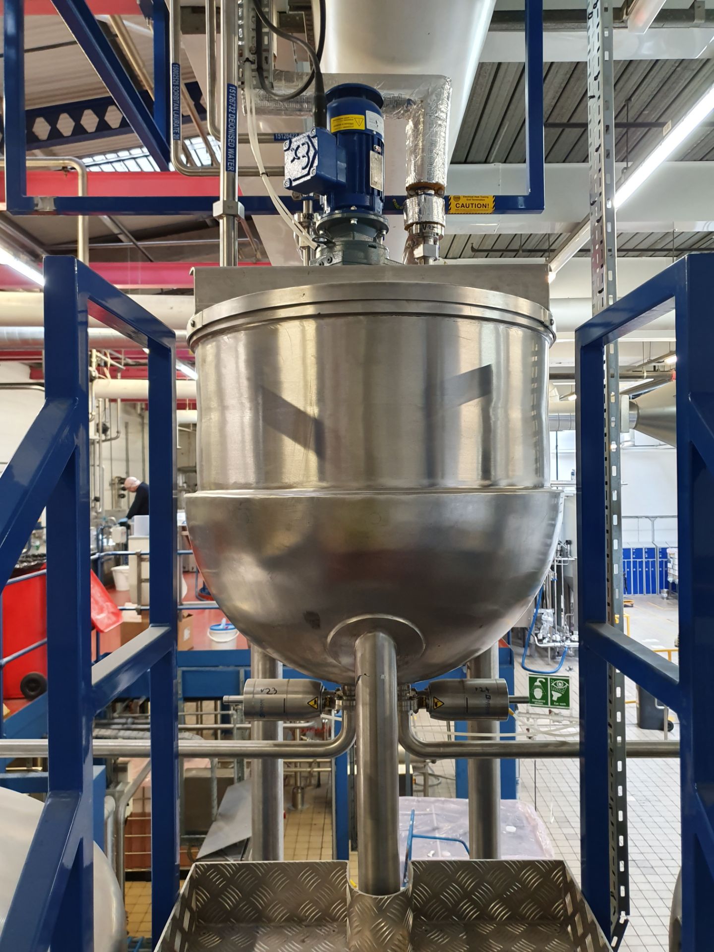 300 Litre stainless steel jacketed hemispherical p - Image 3 of 3