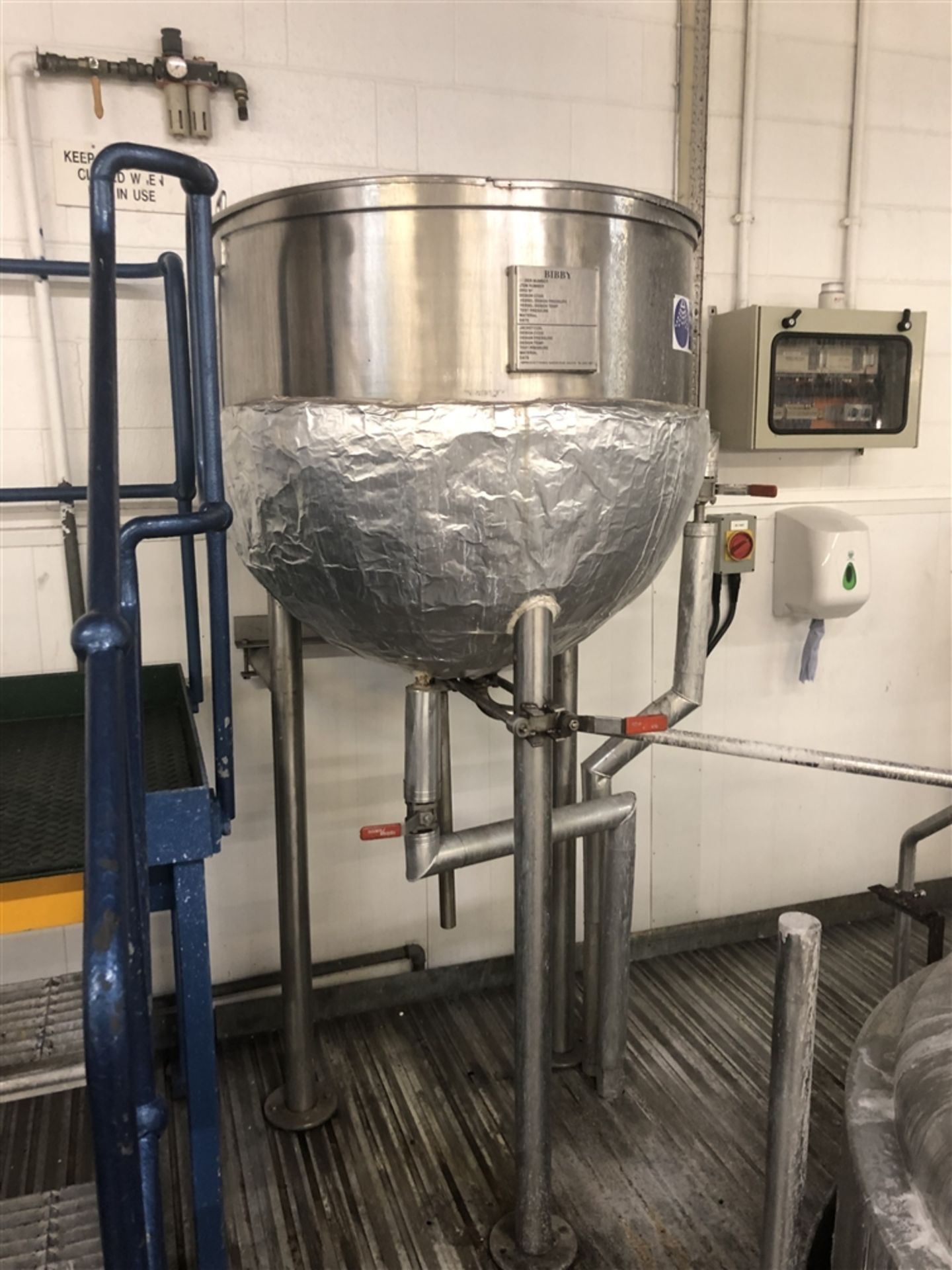 Bibby’s 300 Litre jacketed hemispherical pan - Image 2 of 3