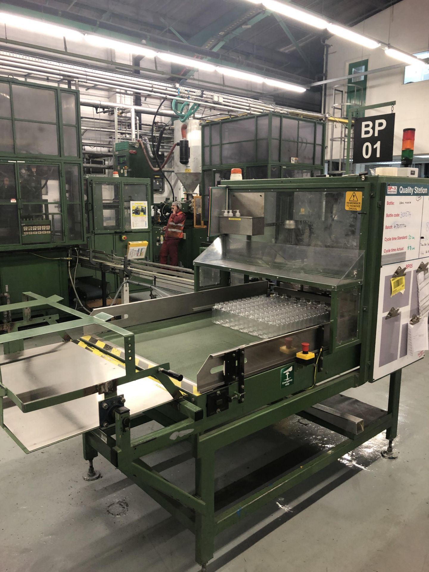 Guide Price - £25,000 - Nissei 250 blow moulding m - Image 3 of 13