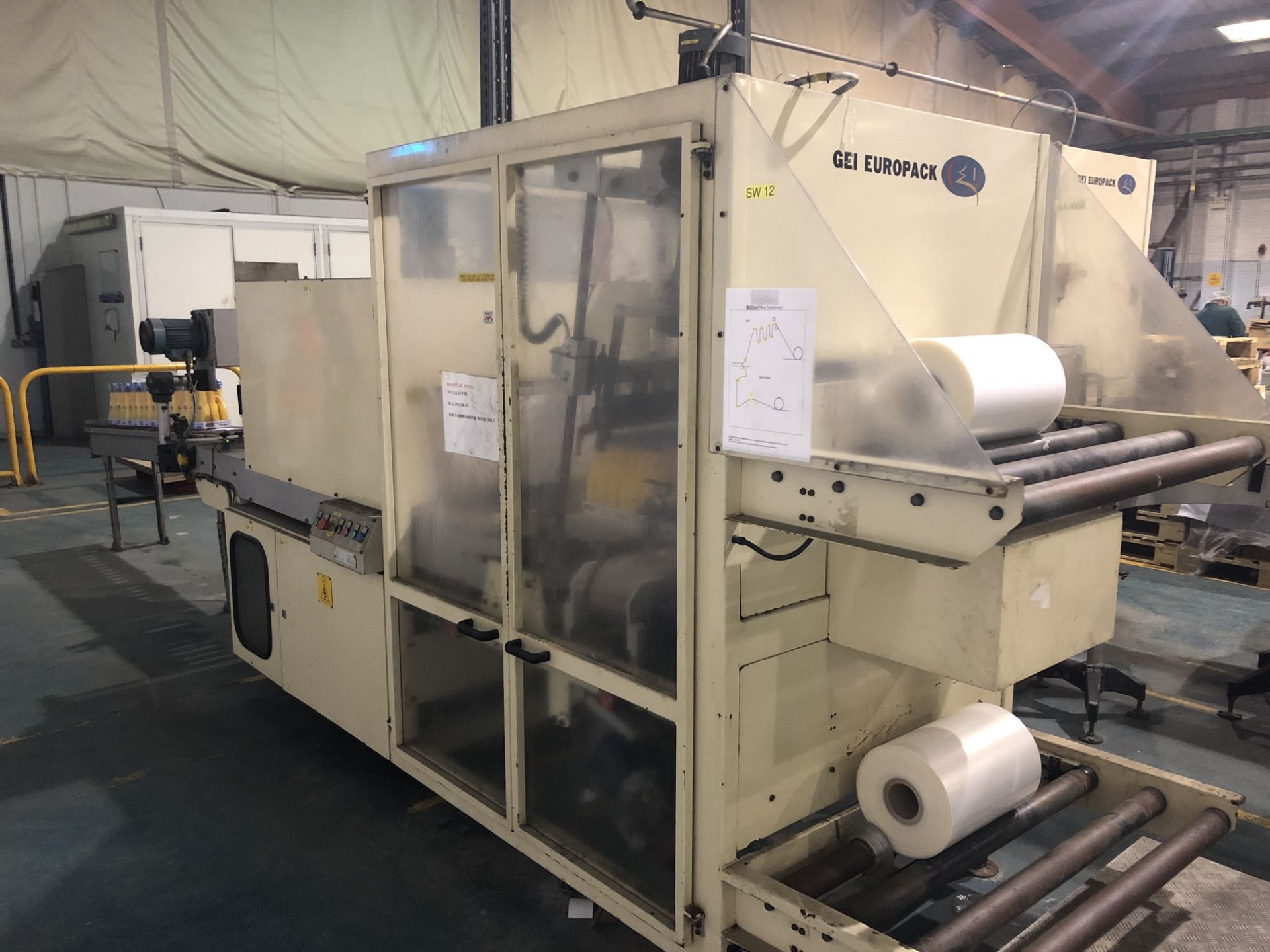 GEI Europack side feed auto shrinkwrapper *YEAR 19 - Image 2 of 5