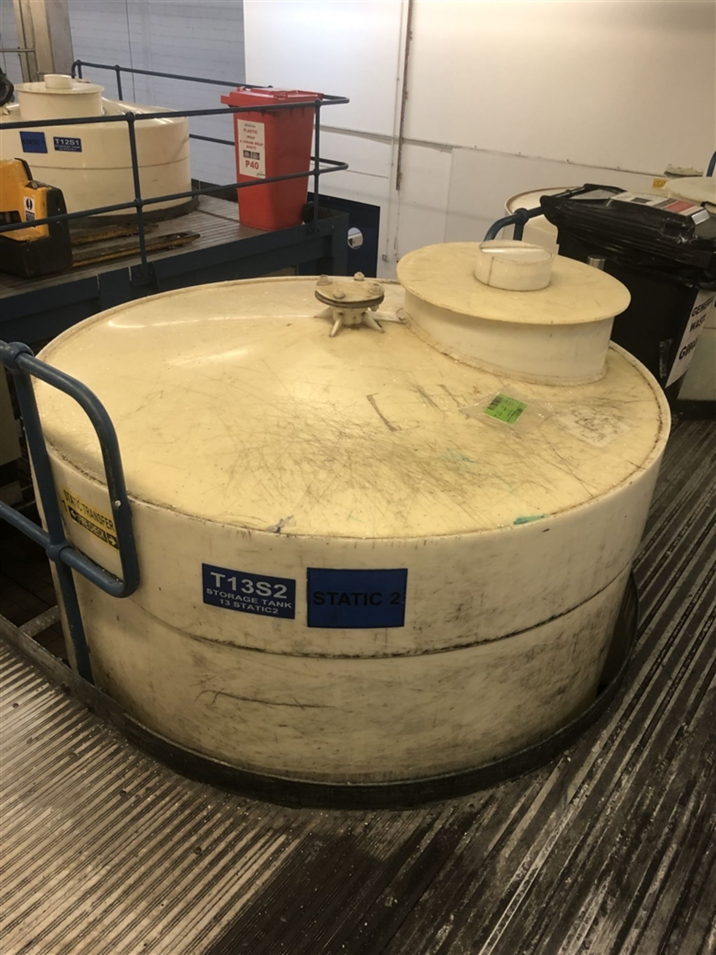 5000 Litre plastic cylindrical storage tank