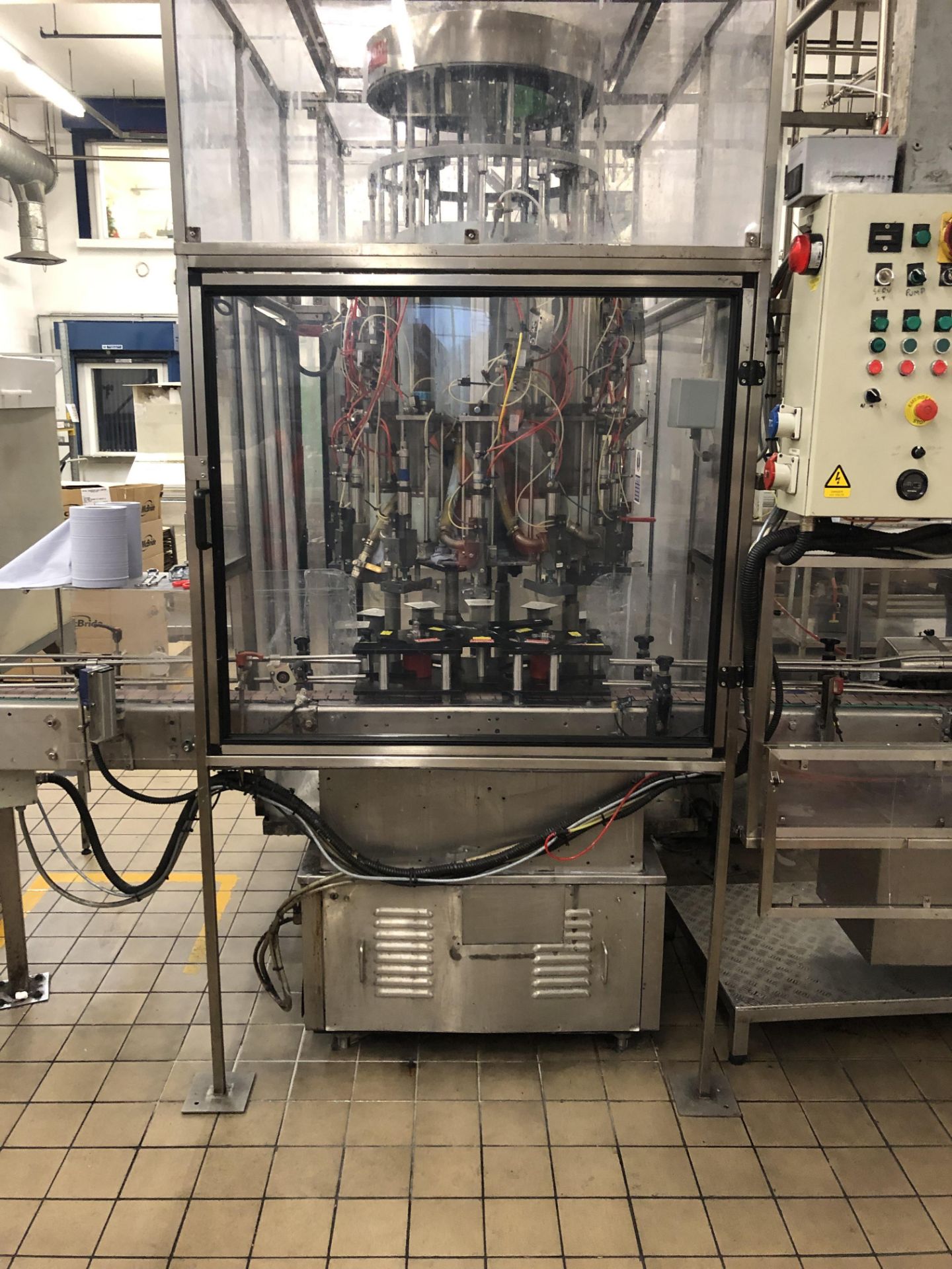 Farason 12 head rotary vacuum liquid filler with i - Image 3 of 11