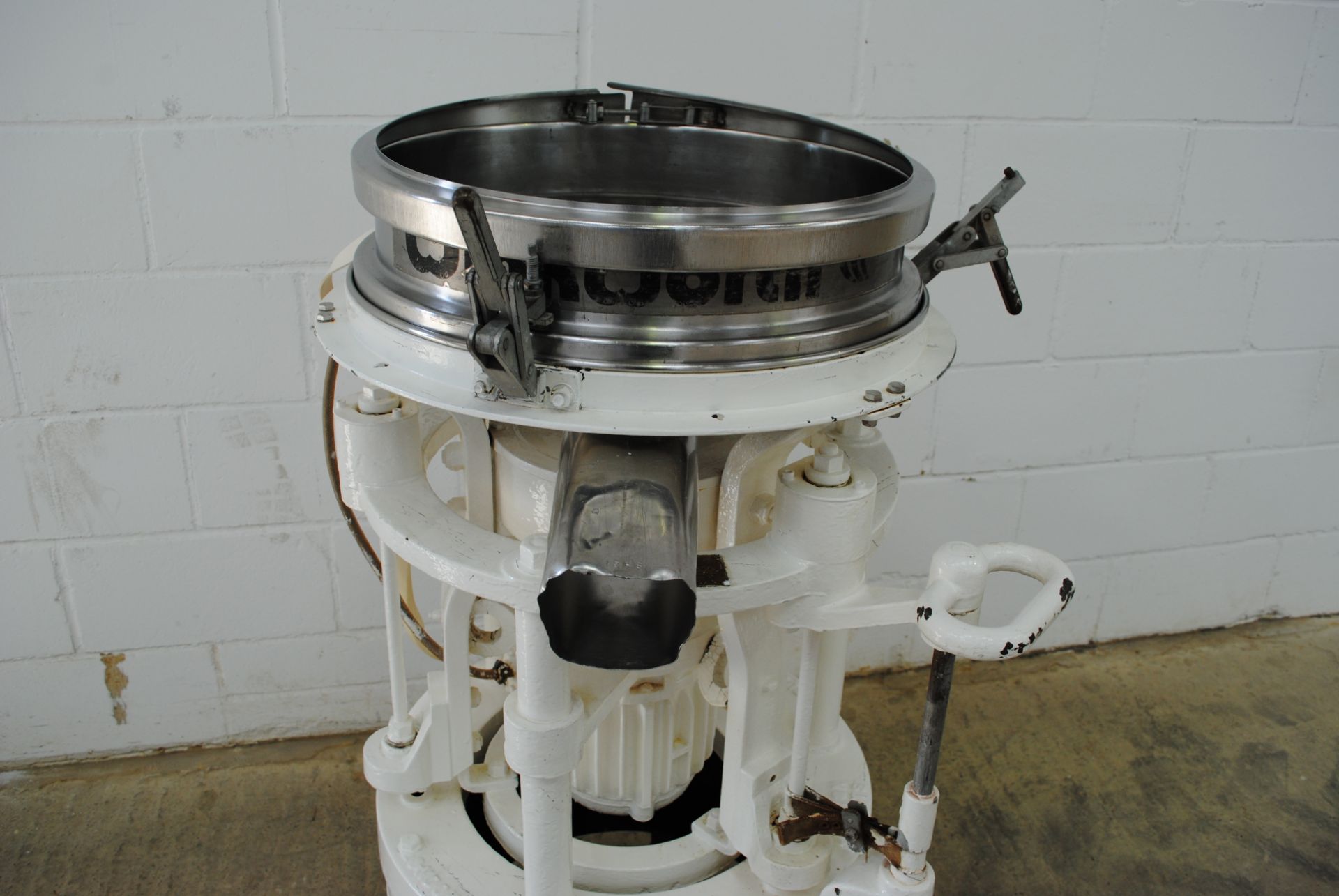 Russel Finex Model: 9500 Vibratory Separator Model: 9500 S/N:D 20 - Image 4 of 6