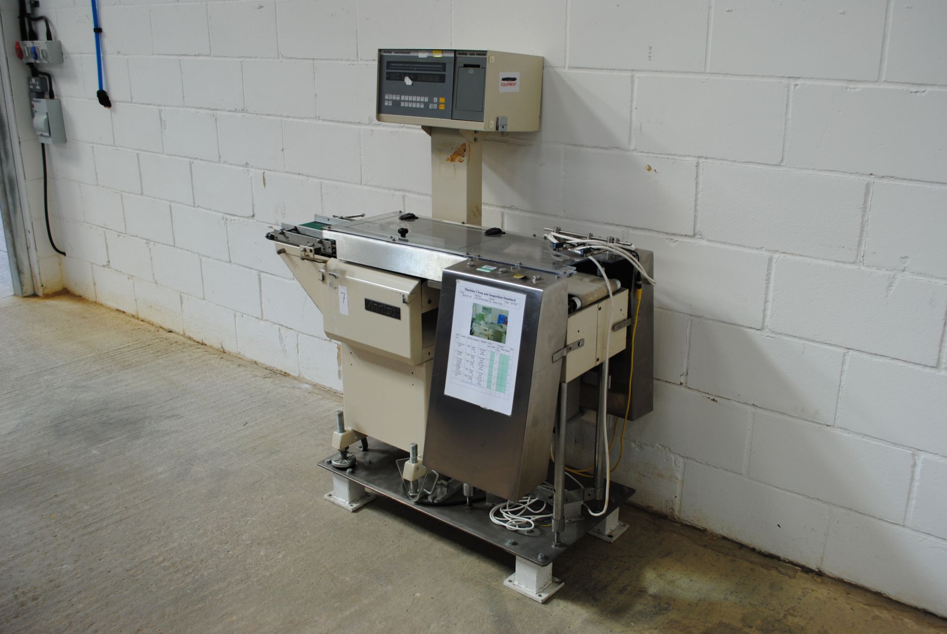 Aniritsu Checkweigher System Model: KW62A1 with Data Printer S/N:080695 - Image 2 of 8