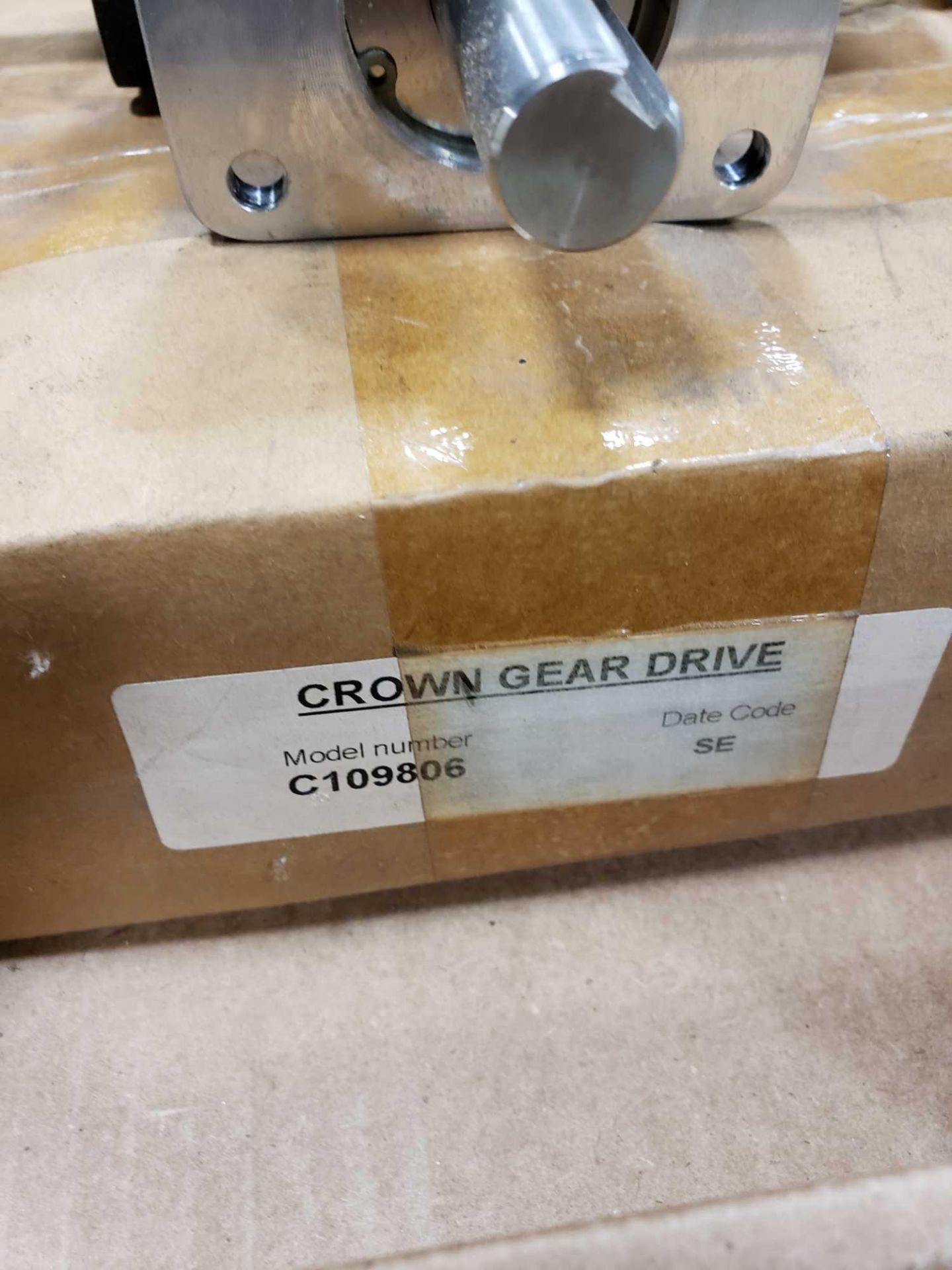 Crown gear box model C109806. New in box. - Image 2 of 2