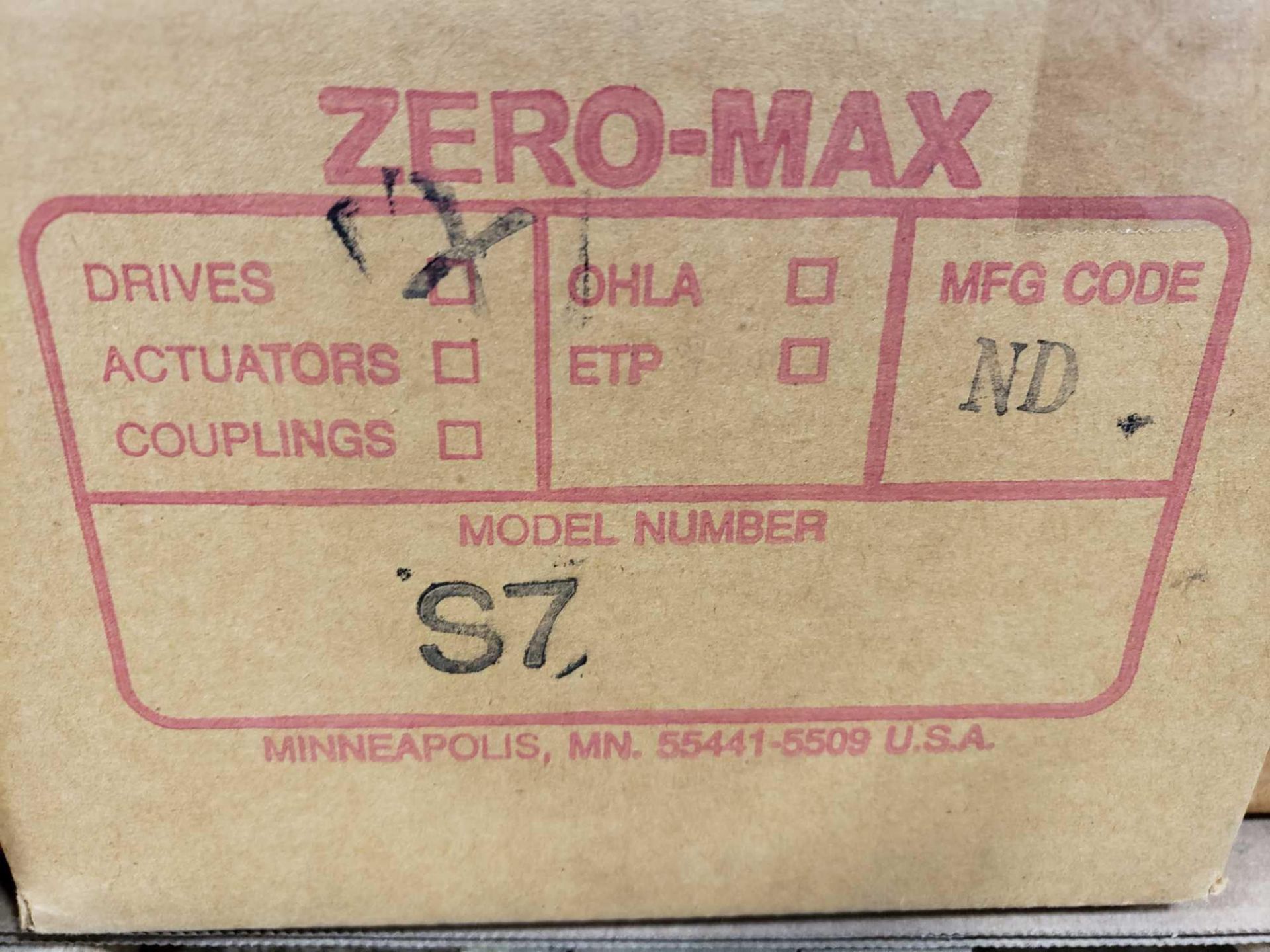 Zero-max gearhead power block model S7, 0-20 output rotation, 12lb torque, 20:1 range. New in box. - Image 3 of 3