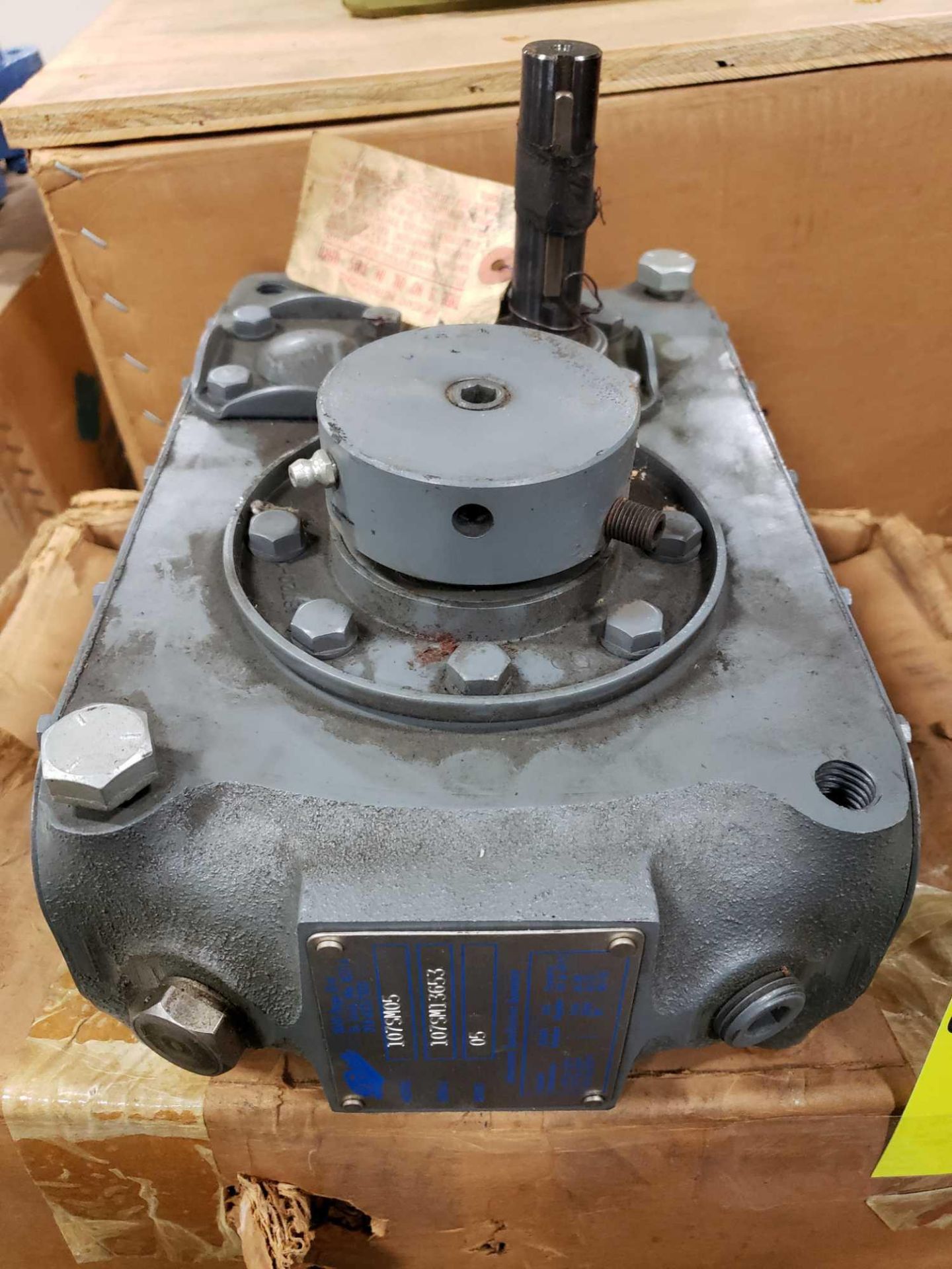 Dorris gearbox speed reducer model 107SM05, ratio 05. New in box. - Image 2 of 3