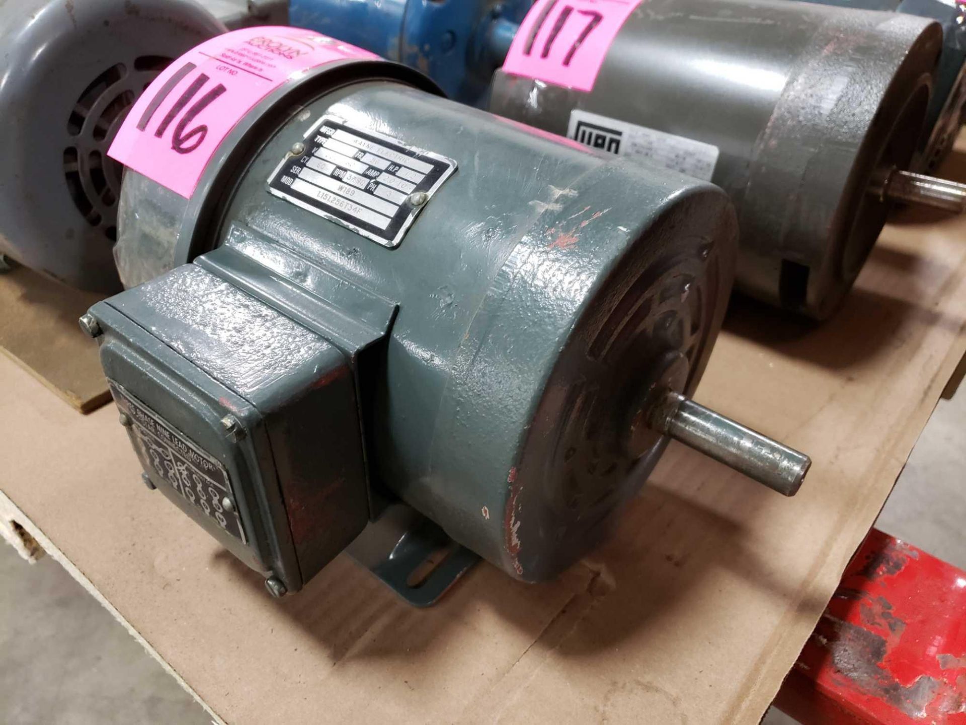 1/2hp Wayne Electic motor, 3 phase, 230/460v, 3490rpm, 56 frame. Appears unused old stock with wear - Image 2 of 3