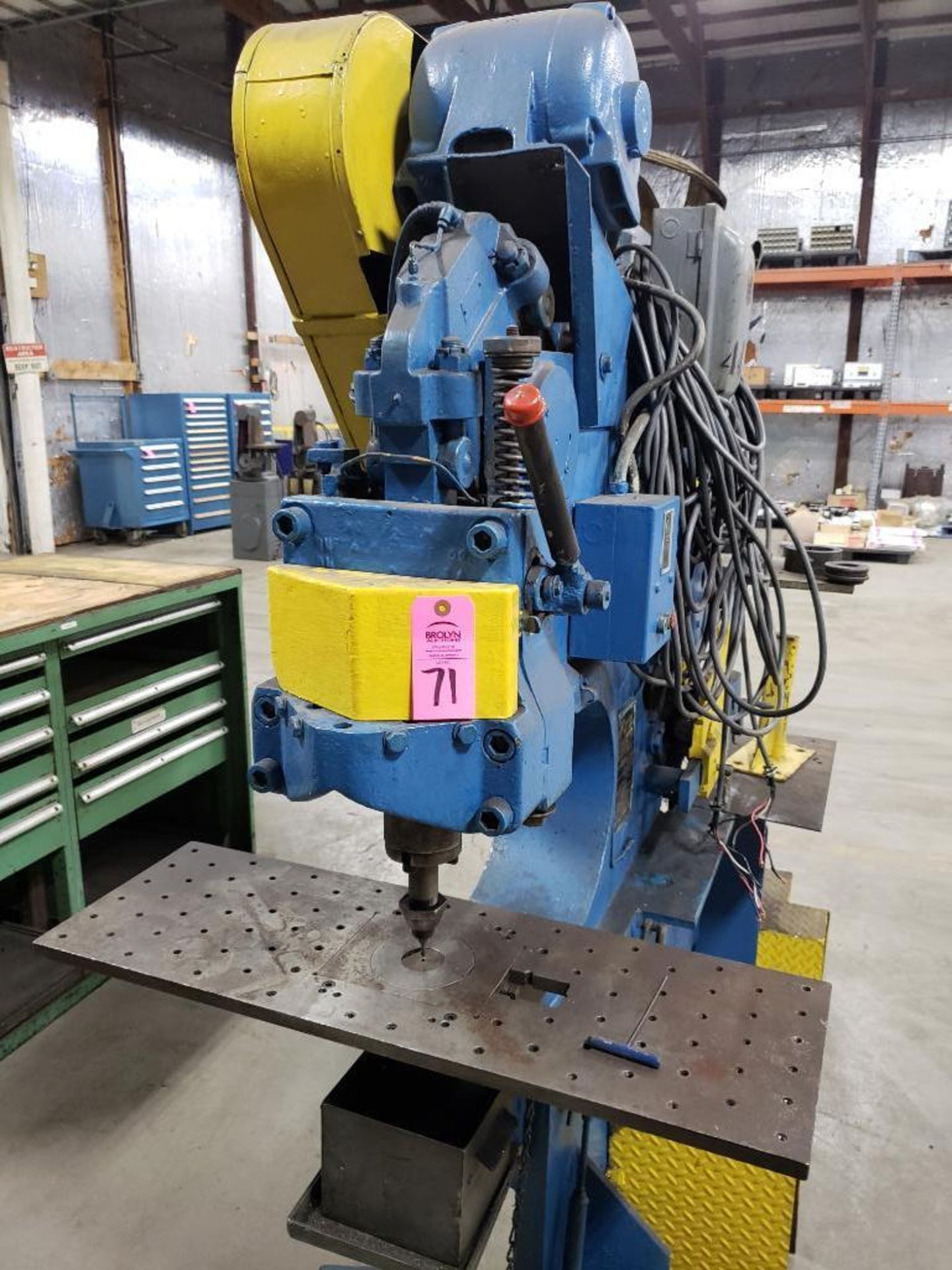 Buffalo No 1/2 Universal Ironworker, 30ton, 1/2" shear capacity. - Image 2 of 9