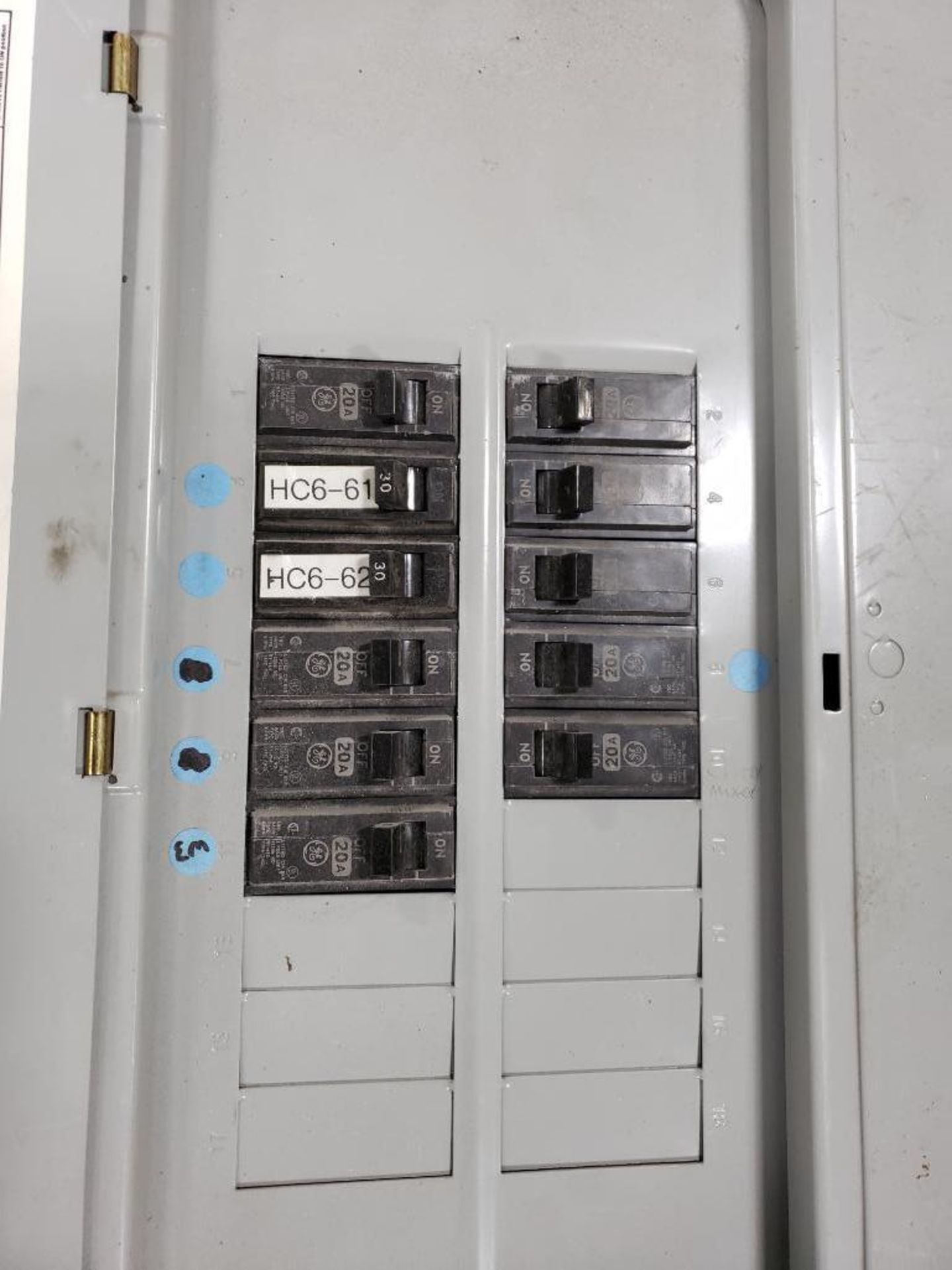 GE Powermark Plus Load Center electrical box. - Image 4 of 5