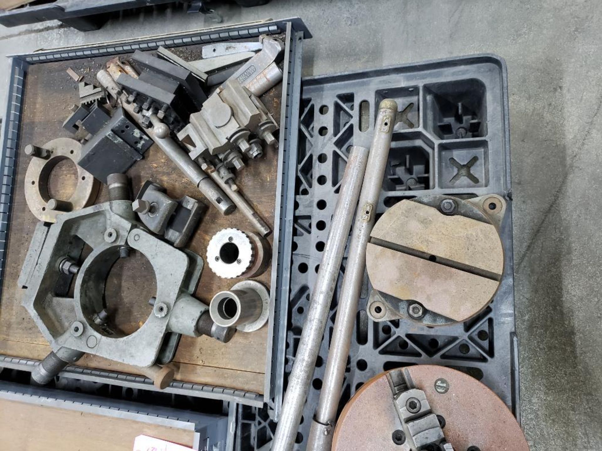 Pallet with large assortment of collets, chucks, and other machine tools and fixtures. - Image 4 of 5